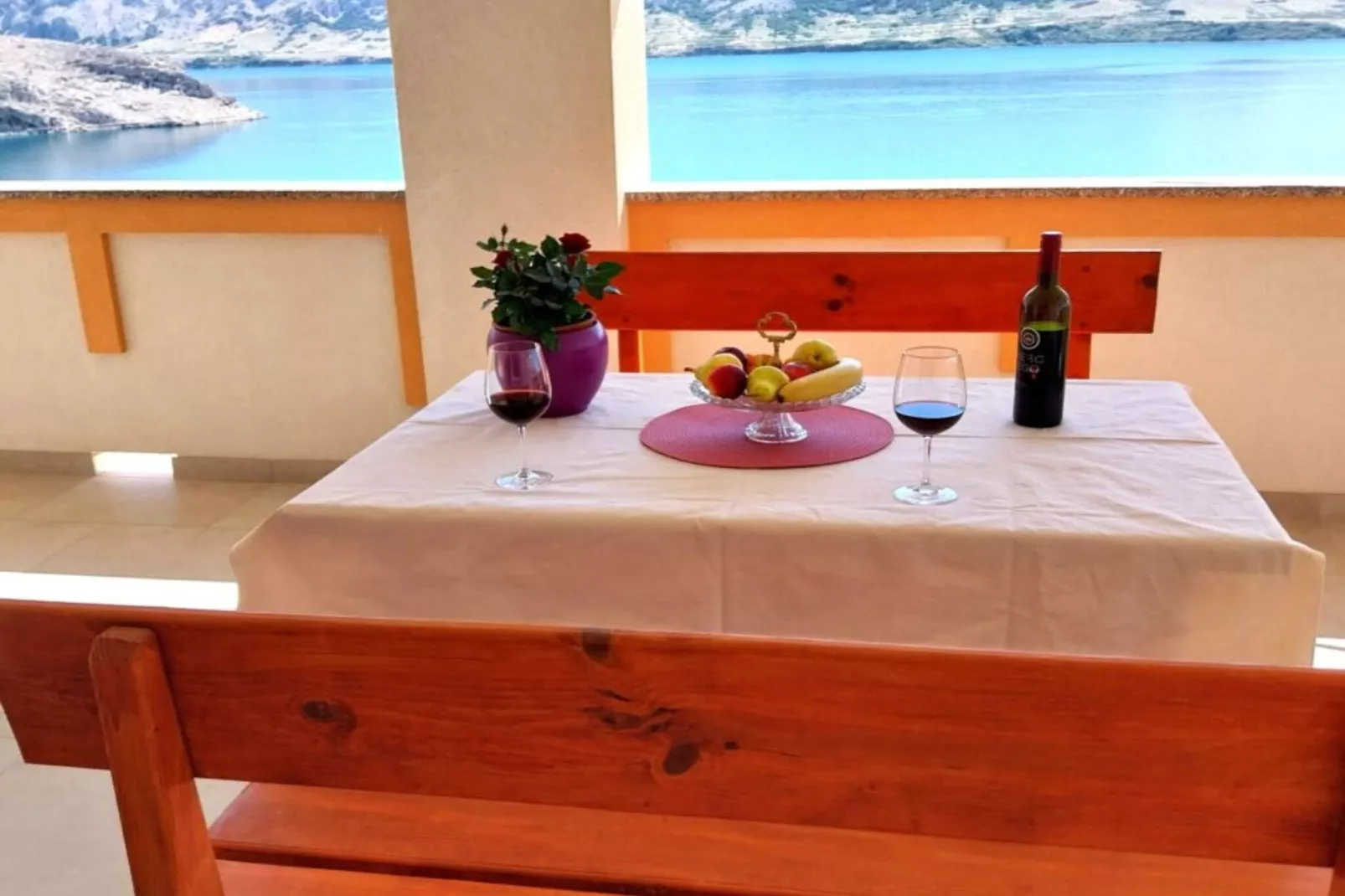 One-Bedroom Apartment (A3)-Terras