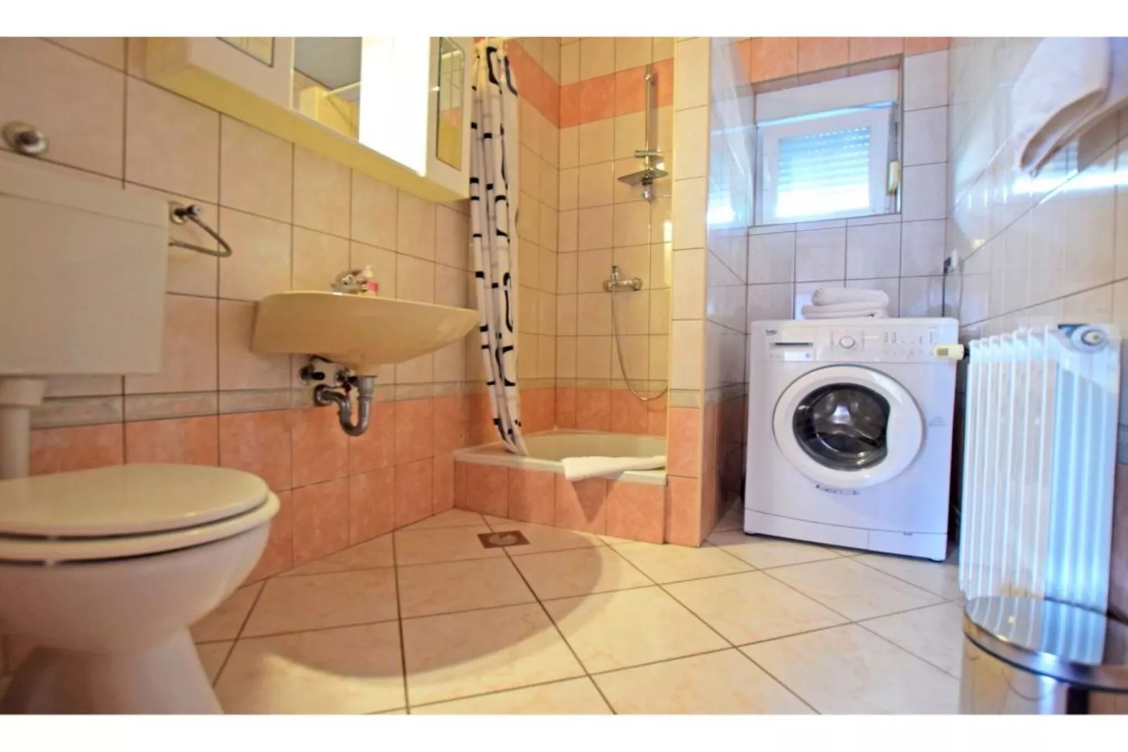 Apartments Adriana - One Bedroom Apartment A2+2-Badkamer