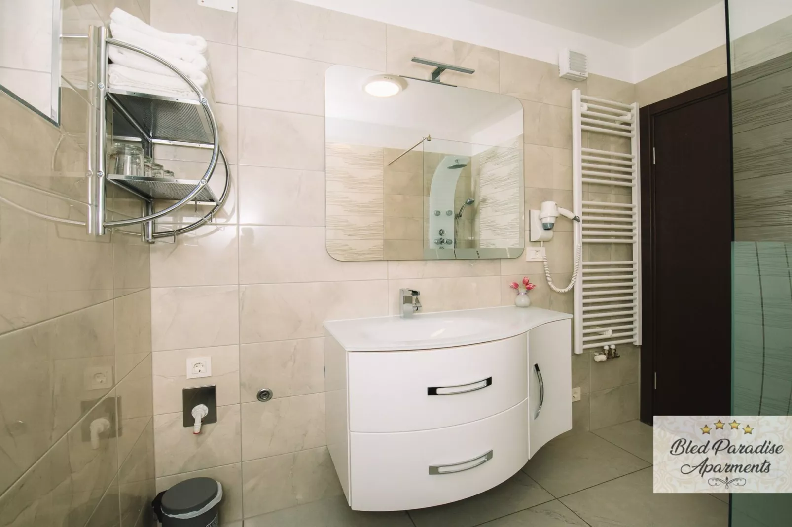 Bled Prestigious and Stylish Apartments - Classic Studio Apartment  with Terrace (owner 1)-Badkamer