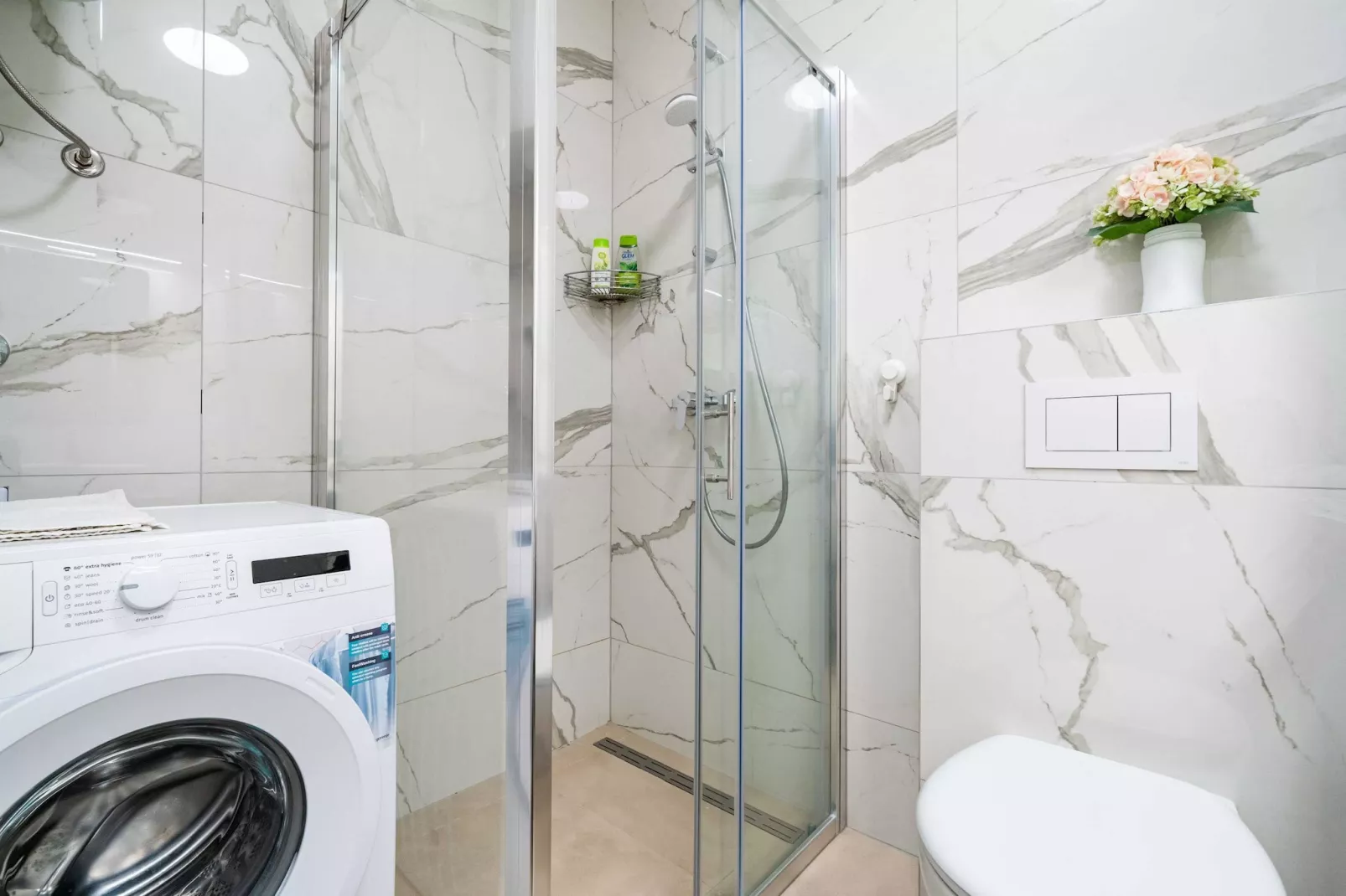 Lenka Apartment - Studio Apartment with Balcony-Badkamer