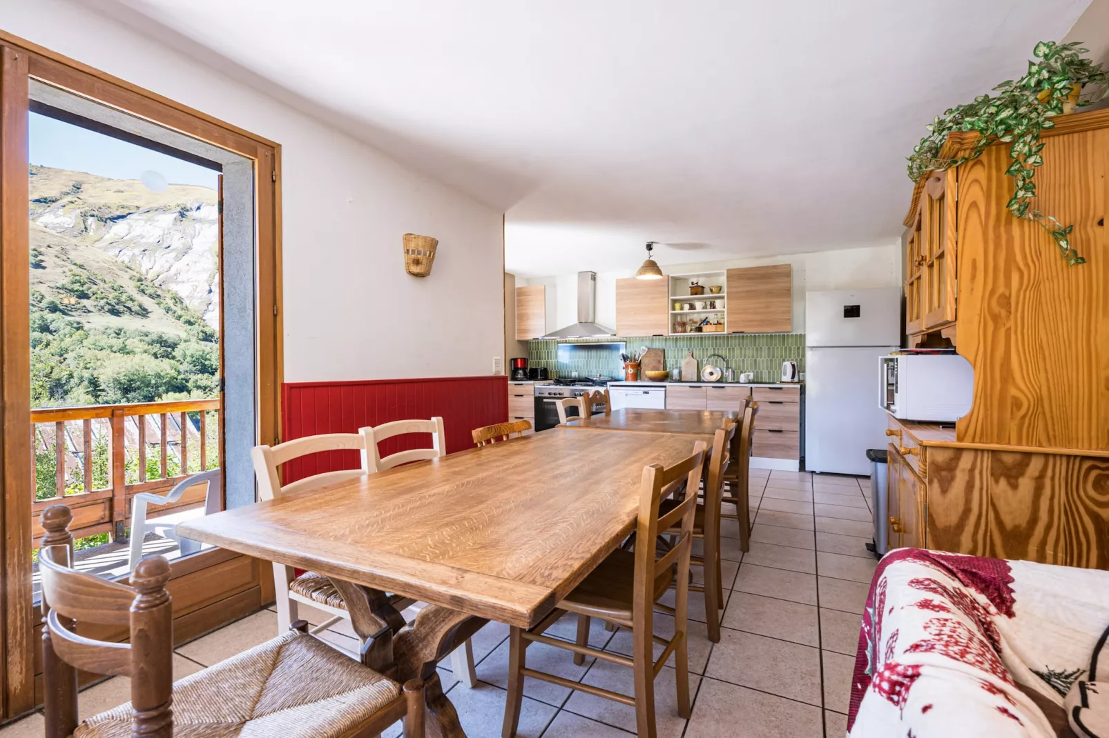 Les Perdrix Blanches - 5P14-Eetkamer