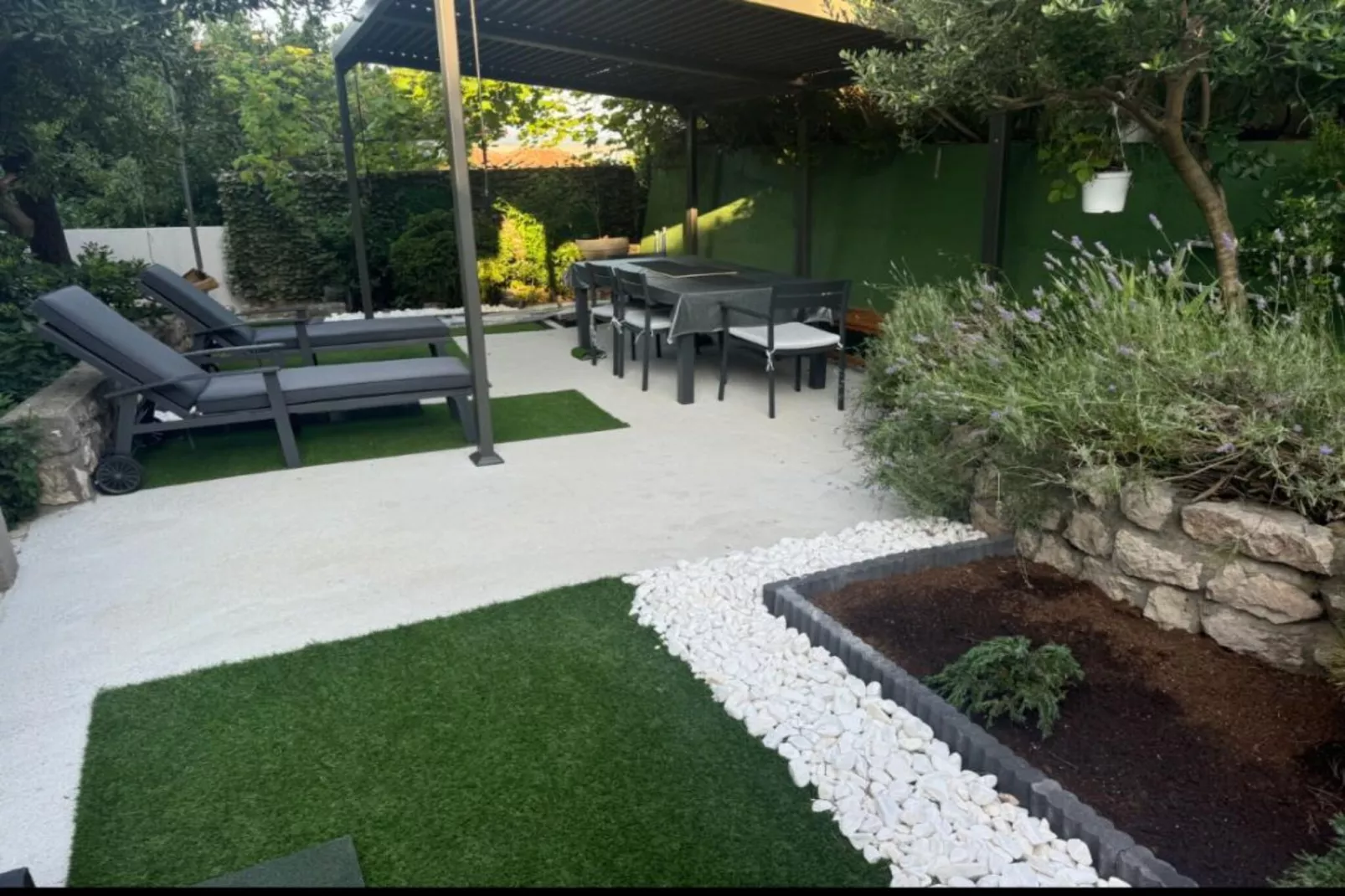 Duga House Apartment A1-Tuinen zomer