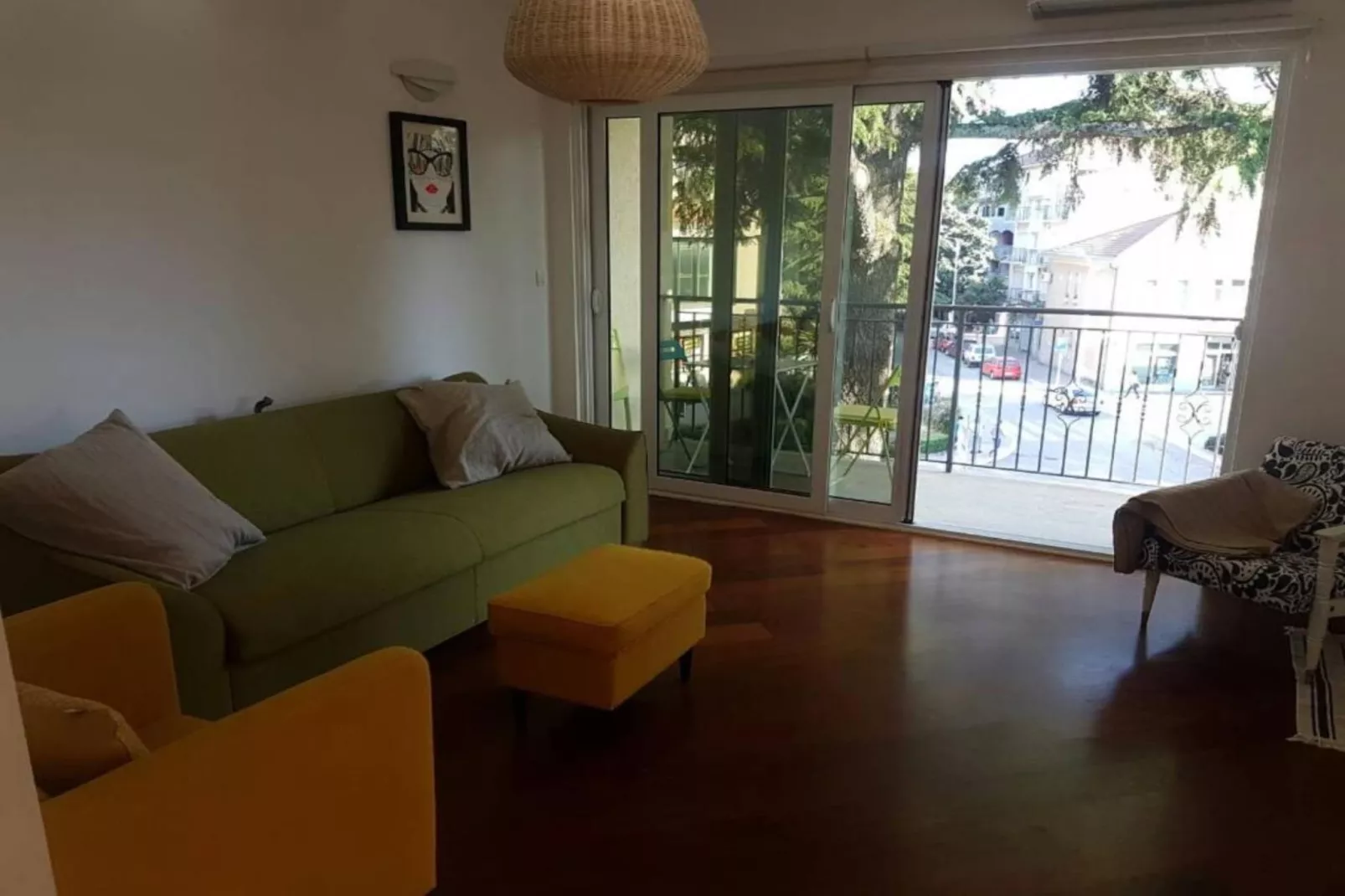 Relaxing Tivat Stay with Balcony & Free Parking - Two Bedroom Apartment-Woonkamer