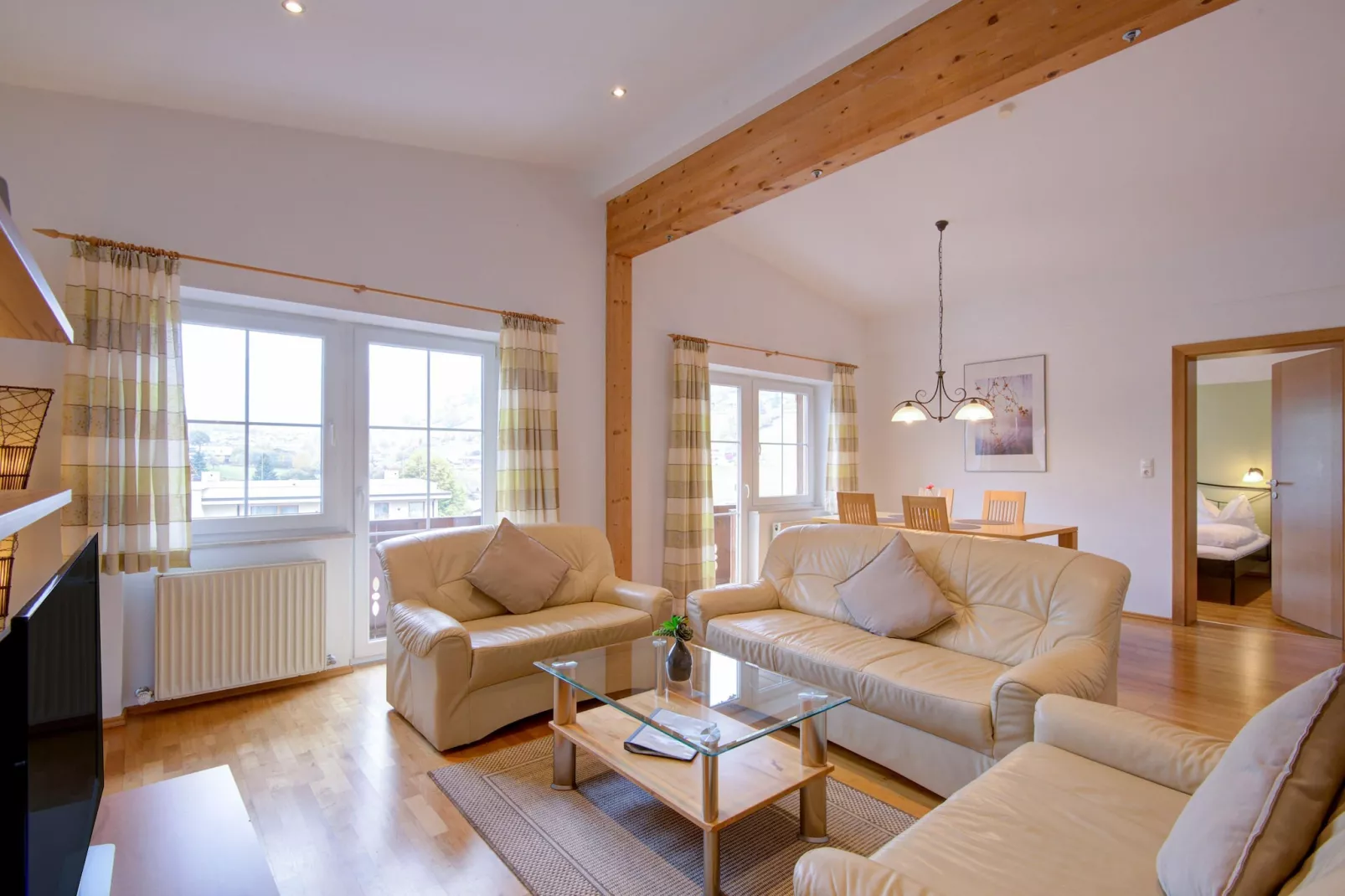 Vicky Apartment Top 11 - Woonkamer