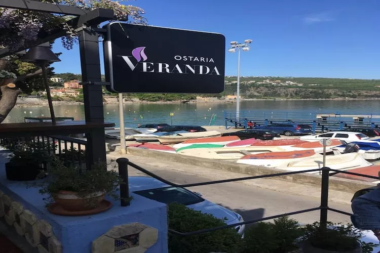 Studio Apartment Sisi - Studio Apartment with Sea View-Sfeer