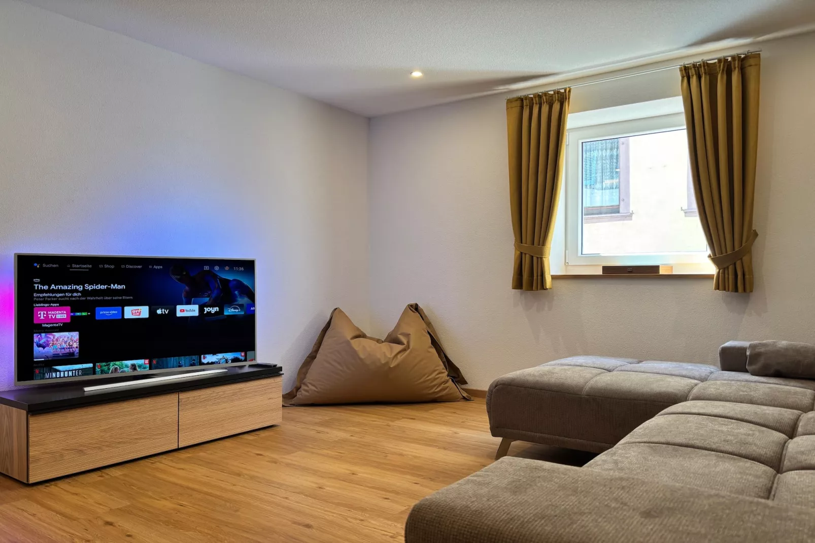 Luxuriöses Wohnen im historischen Haus-Woonkamer