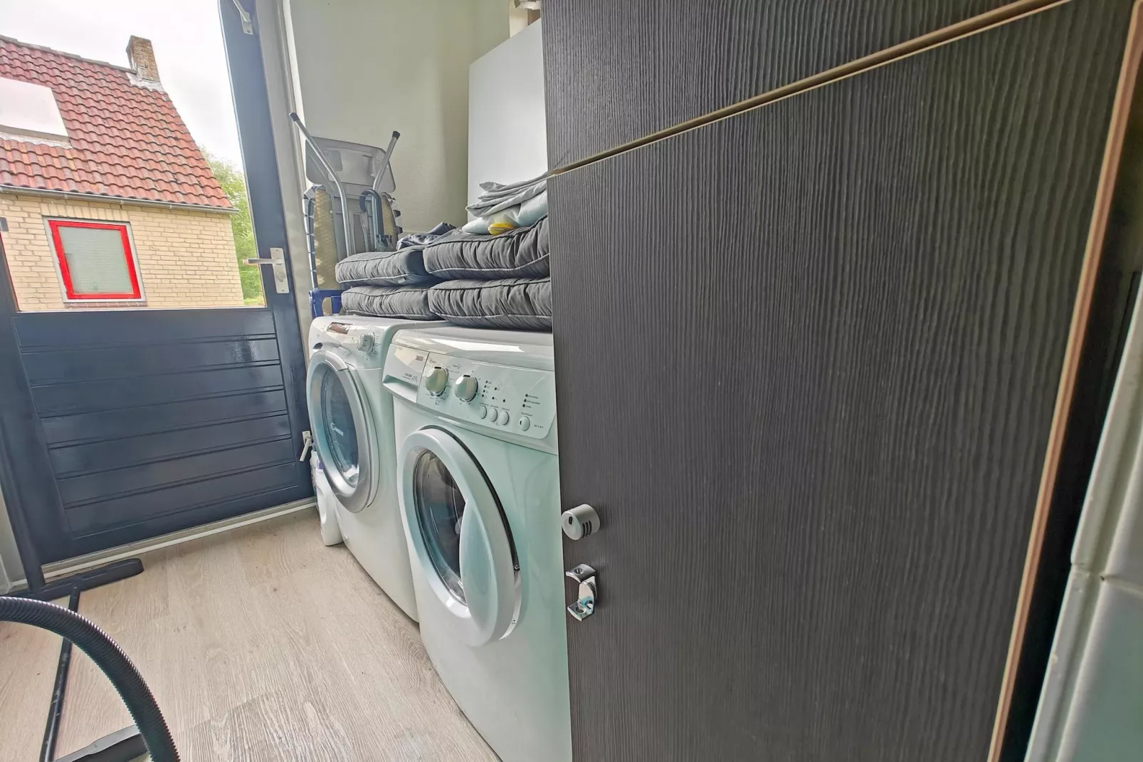 4 - Persons Lakeside Bungalow (copy) (copy)-Faciliteiten