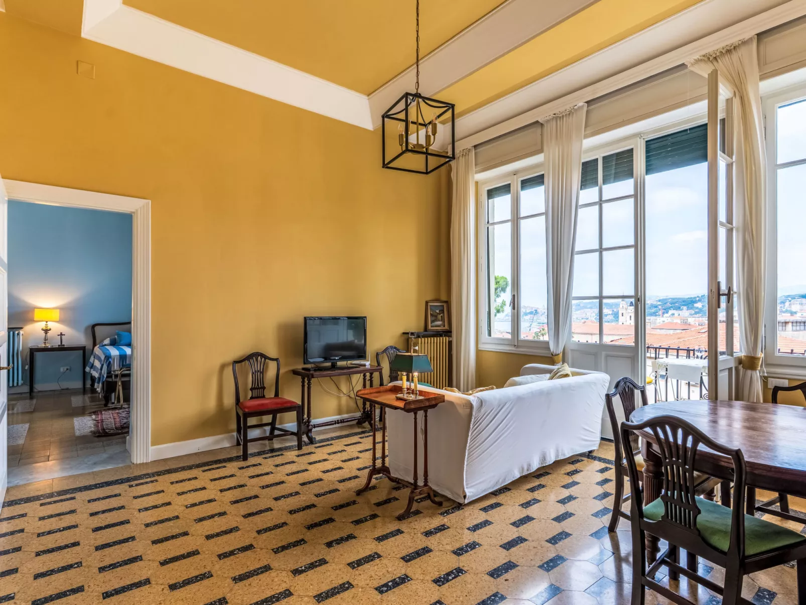 Villa Pinarello-Binnen