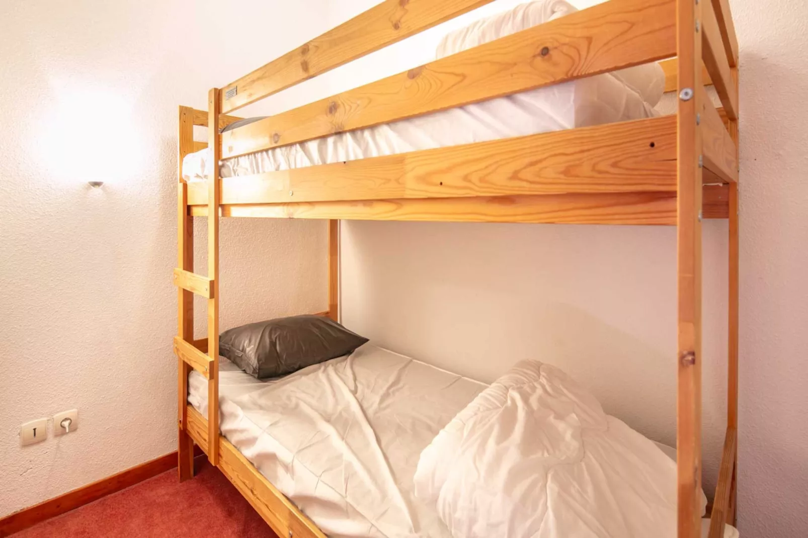 C. Ramoure A N°205 - 2P6-Image-tags.childrenroom