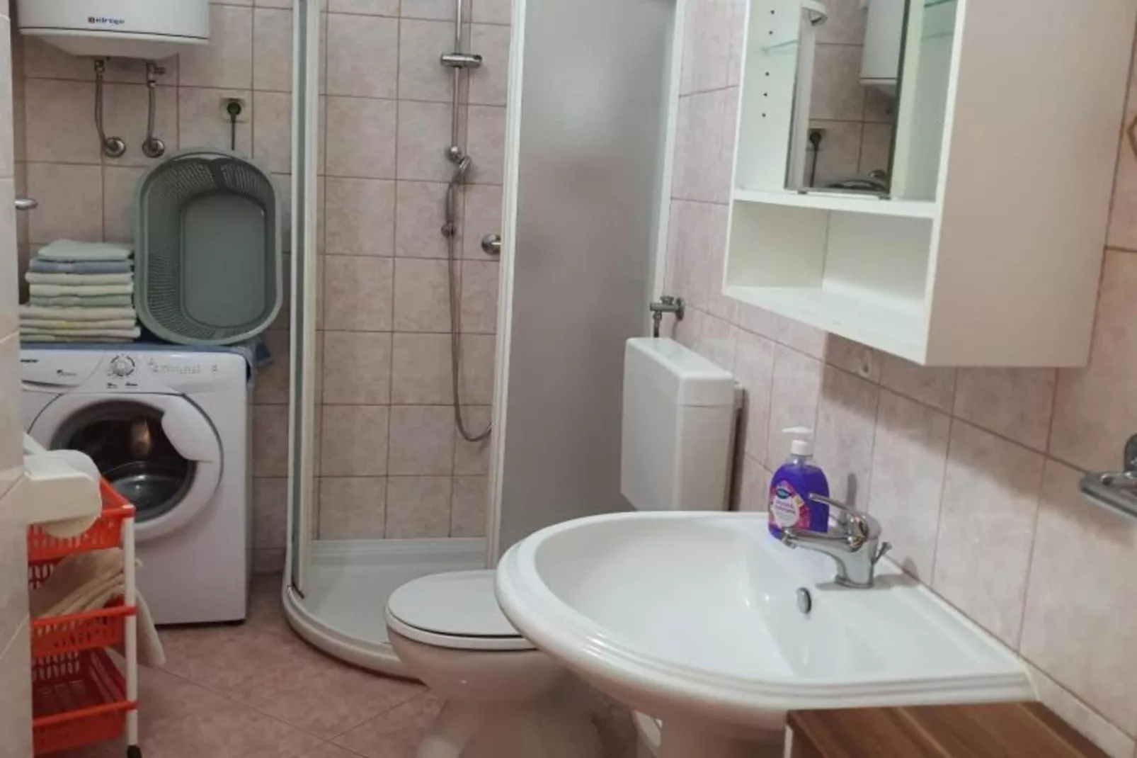 Apartments Nada - Two Bedroom Apartment (A1)-Badkamer