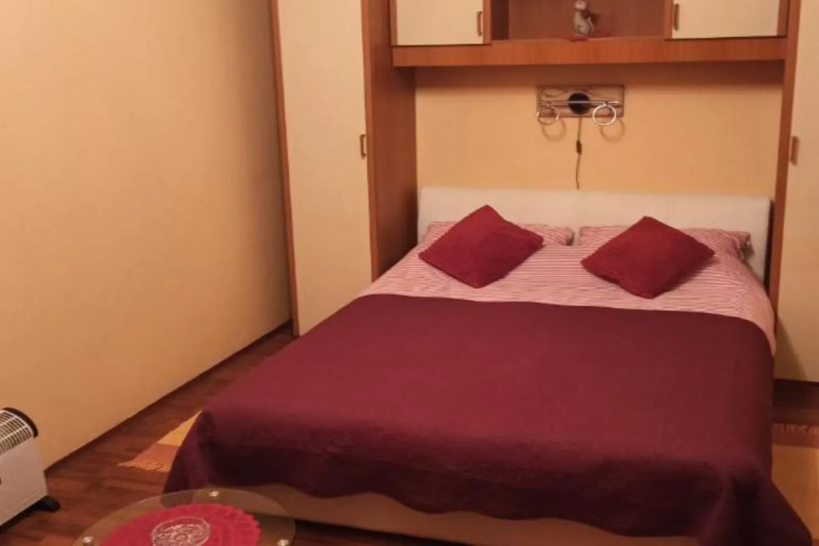 Rooms Zeko - Comfort Double Room with Terrace and Kitchenette-Slaapkamer
