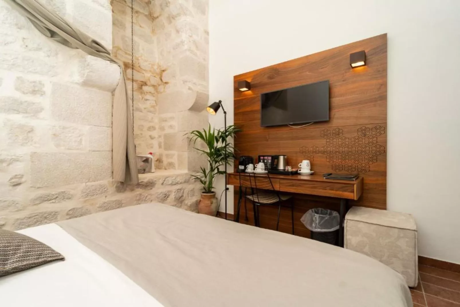 Double Room 11 - Slaapkamer
