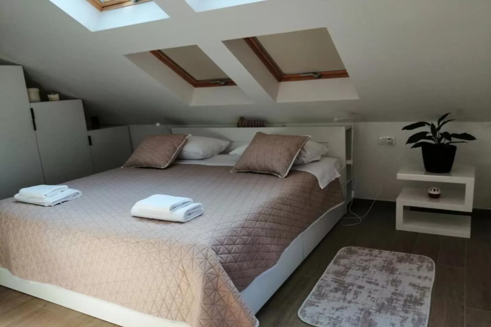 House Serenity with Pool-Slaapkamer