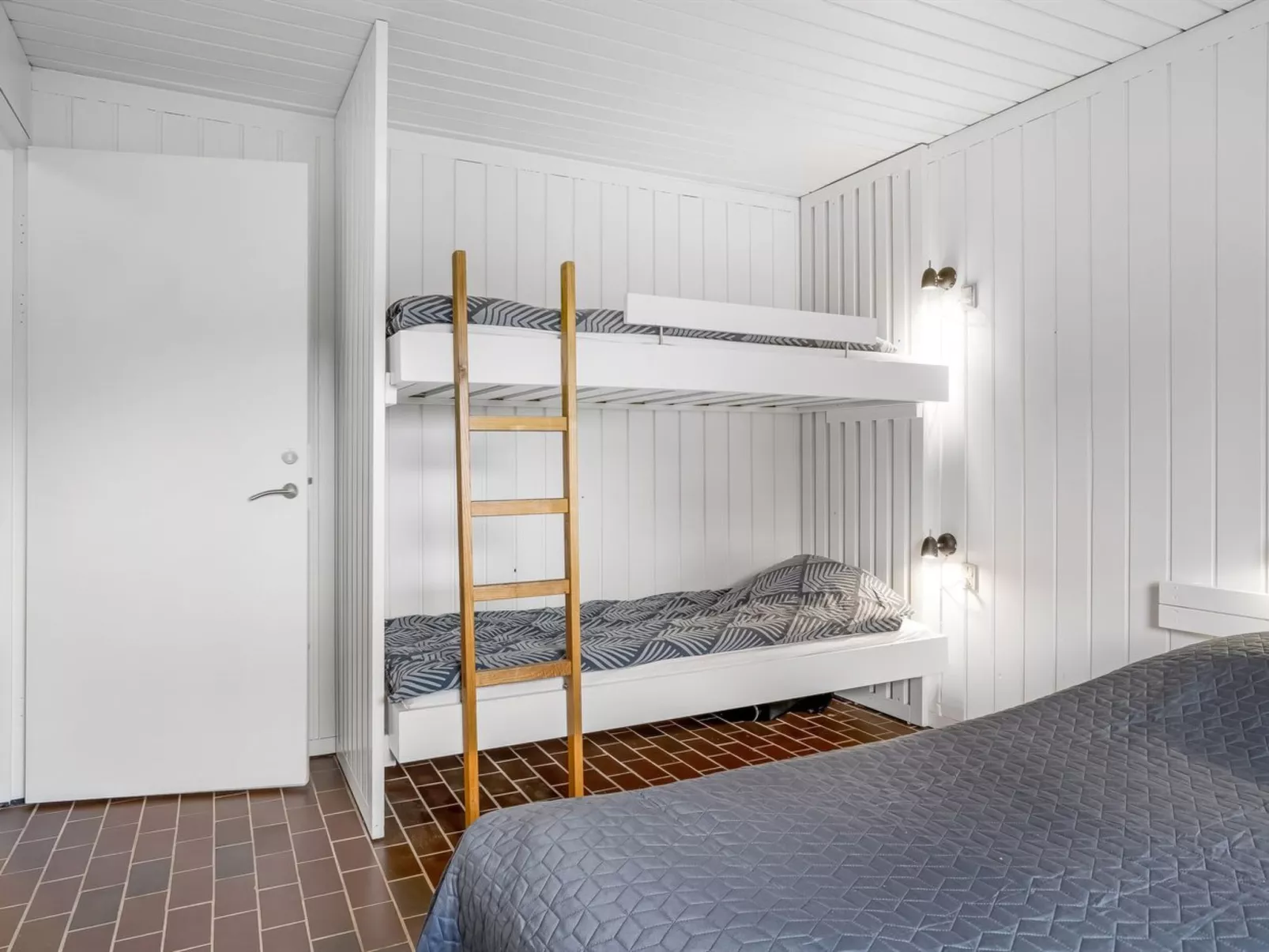 "Ketilbiorn" - 700m from the sea-Binnen