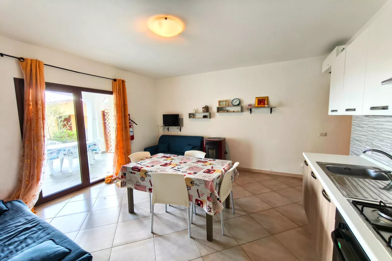 Le Villette di San Gavino PT1-Woonkamer