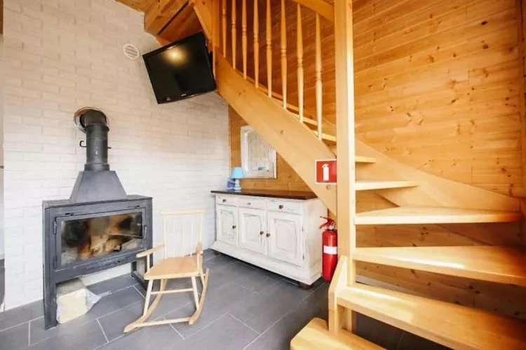 Piętrowe domy wakacyjne Bobolin dla max 3 os-Trap