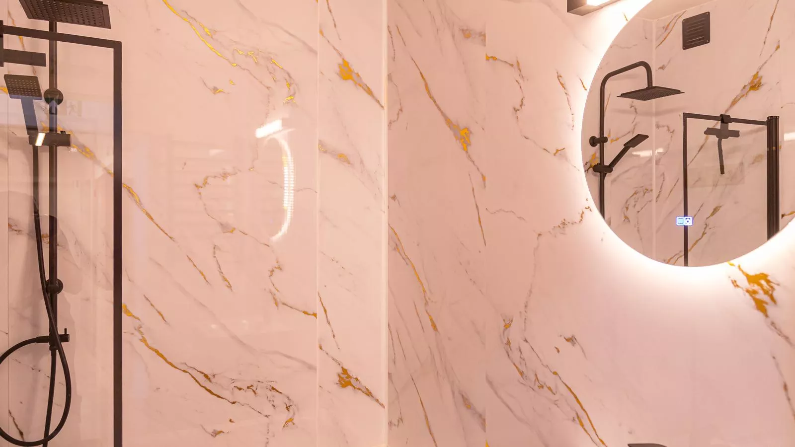 Nautilus - 0903-Badkamer