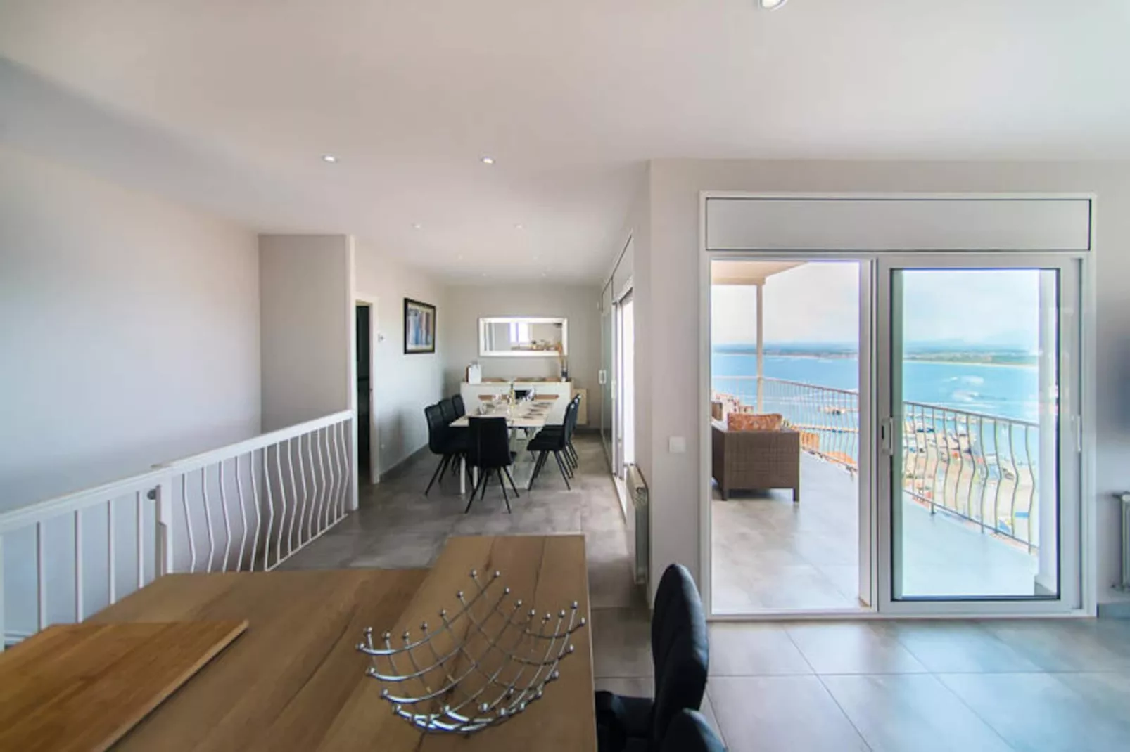 Maison à Roses-Niet-getagd