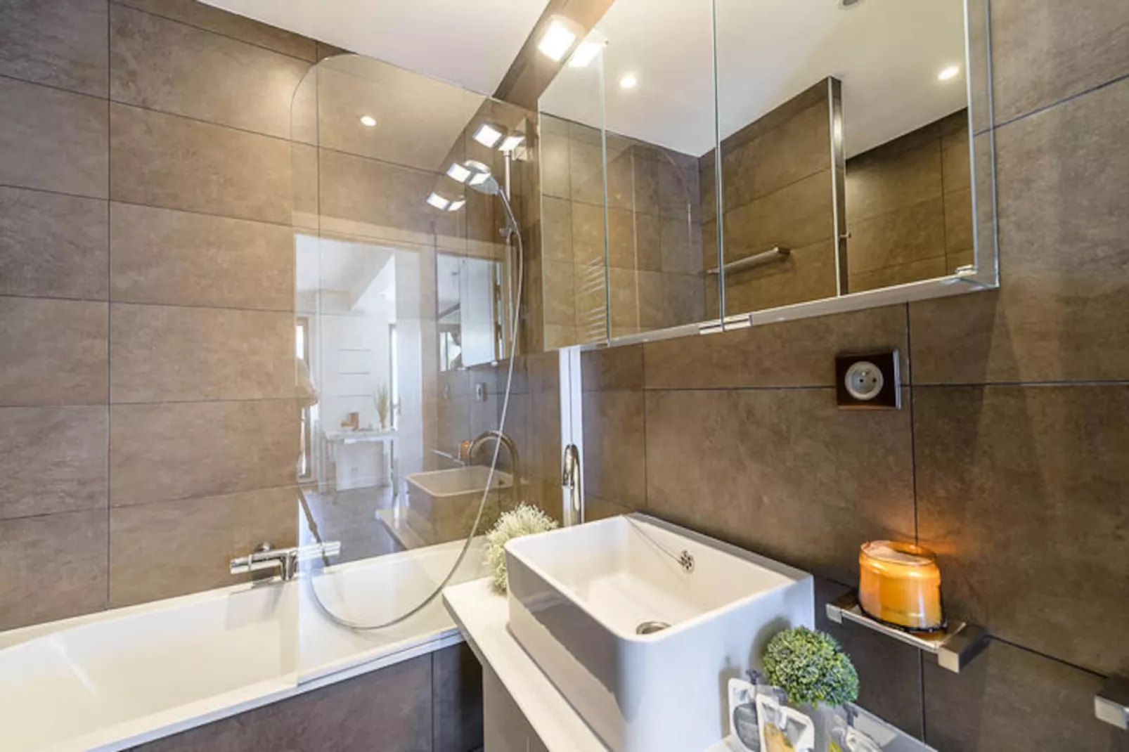 Appartements à Duingt-Niet-getagd