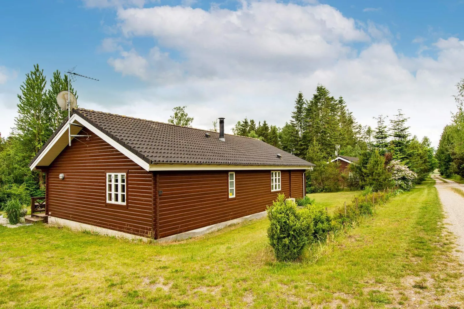 4 sterren vakantie huis in Kolind-Uitzicht