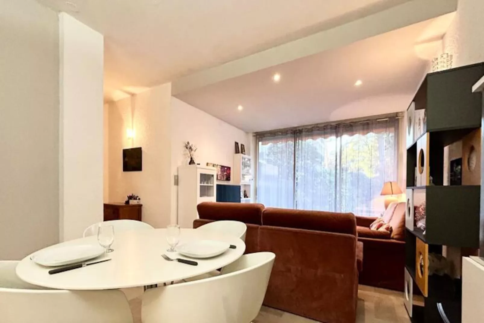 Résidence Flore-Niet-getagd