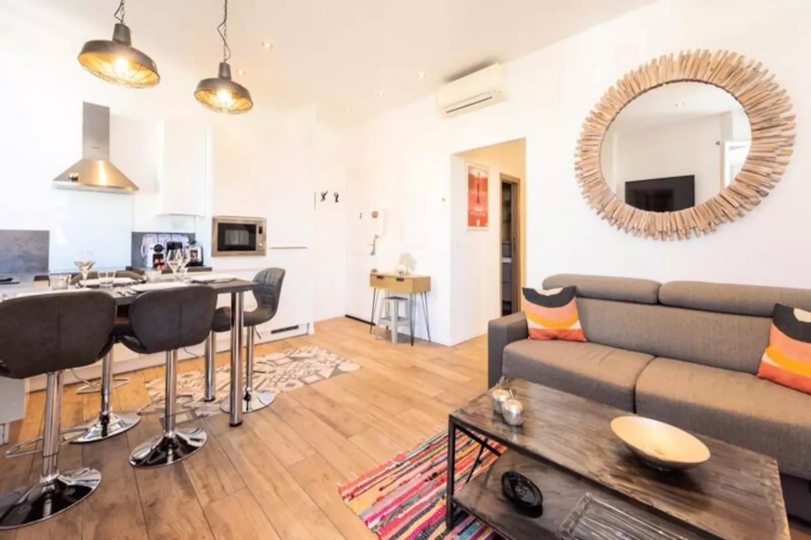 Résidence Hyper Centre, Croisette, Plages Et Palais à Pied-Niet-getagd