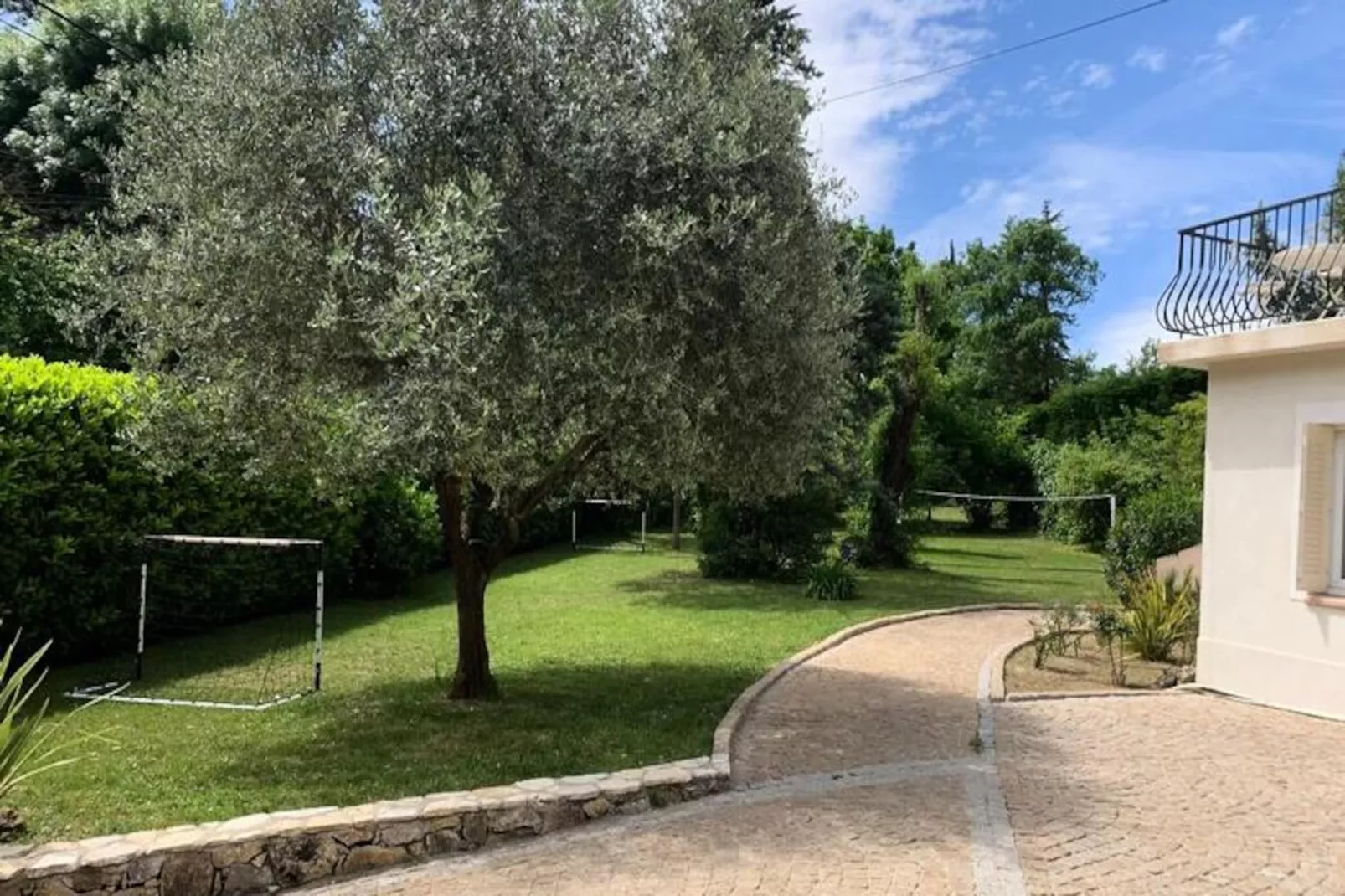 Belle Et Spacieuse Villa - Piscine - Jardin-Niet-getagd