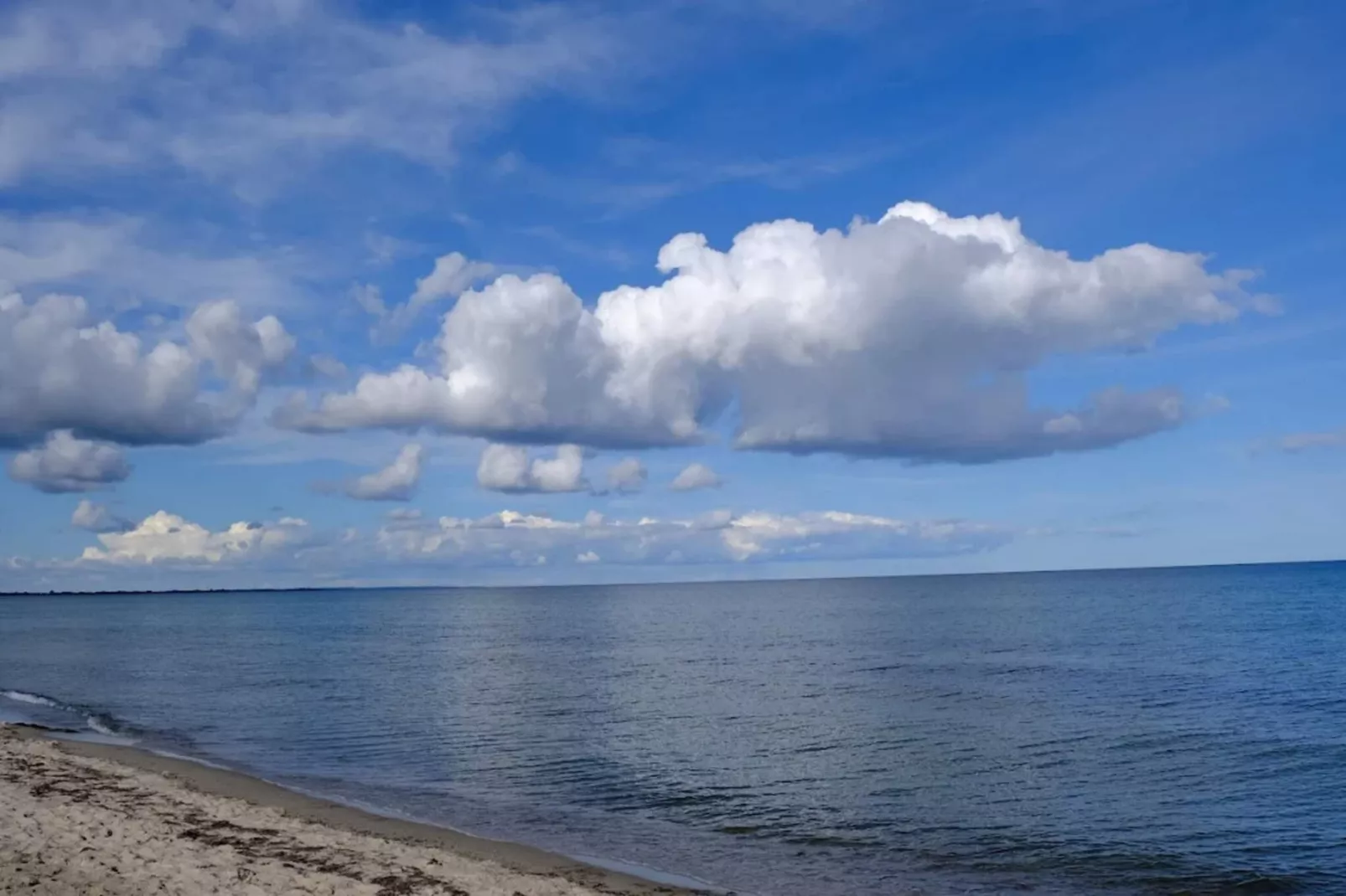 3 room, close to the sea/dike-Waterzicht