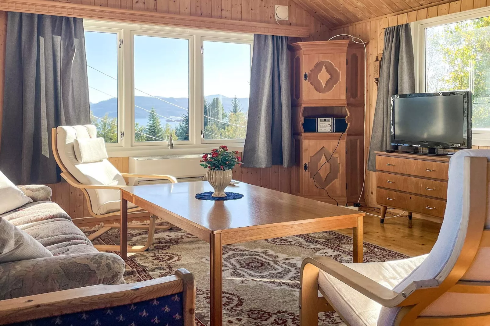 INGER-HYTTA   HUS 55789-Binnen