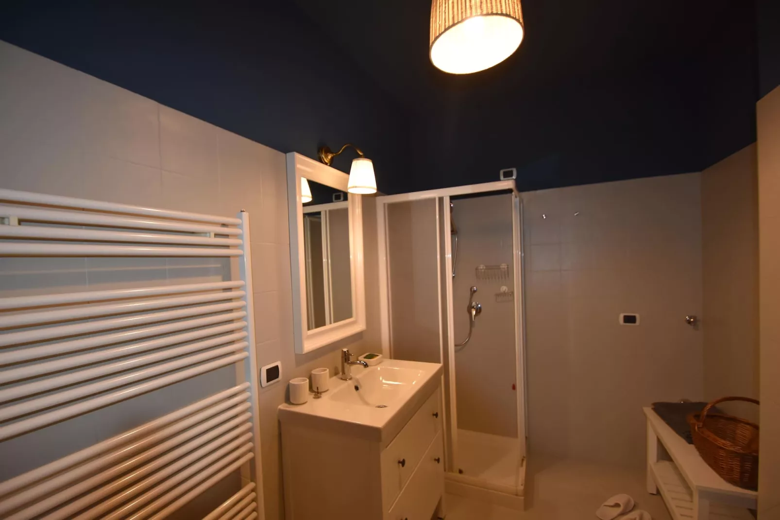 Casa Marina a Ghiffa-Badkamer