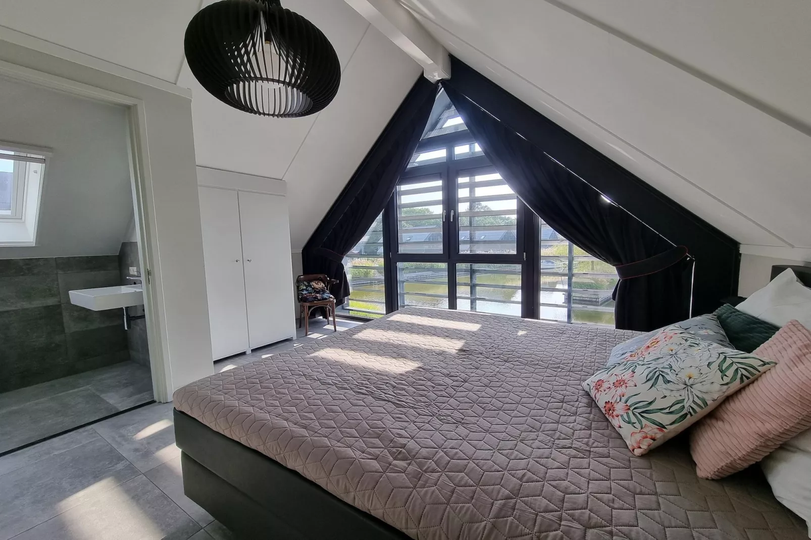 Watervilla Santjin-Slaapkamer