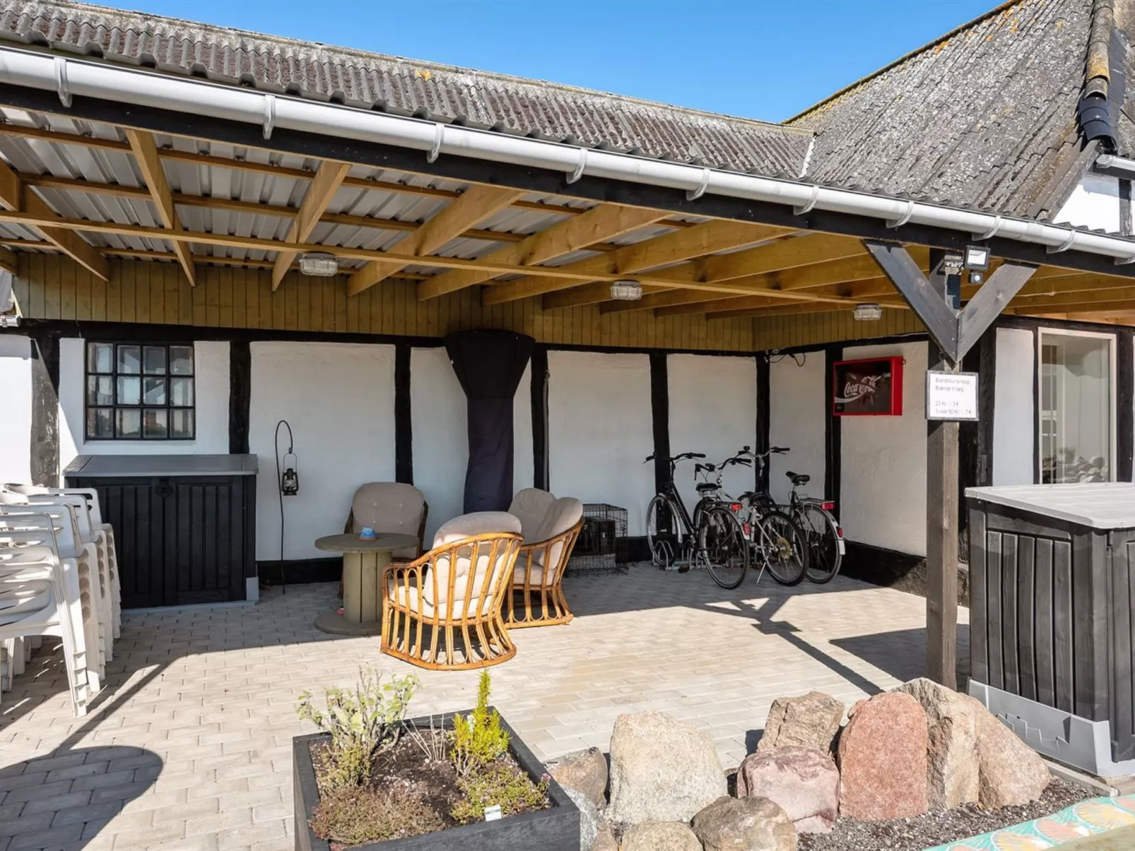 "Henne" - 2.5km from the sea-Binnen