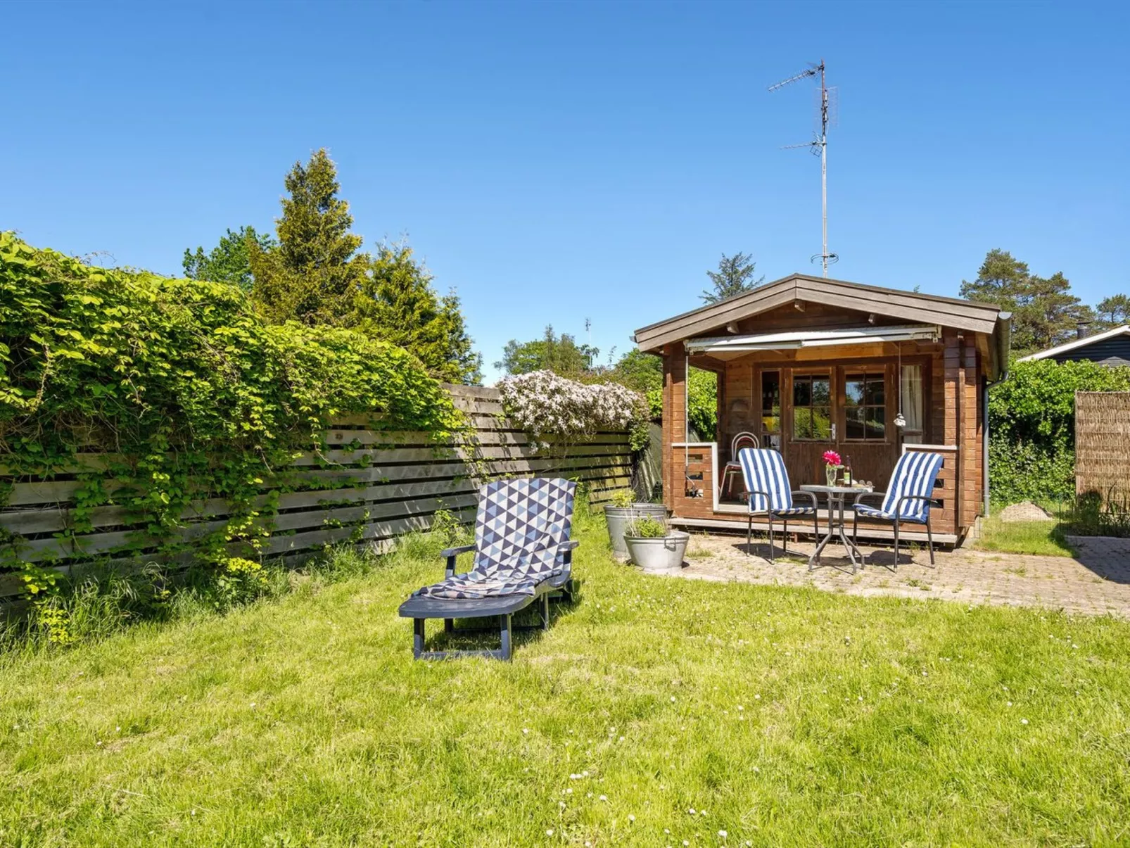 "Agda" - 100m from the sea-Buiten