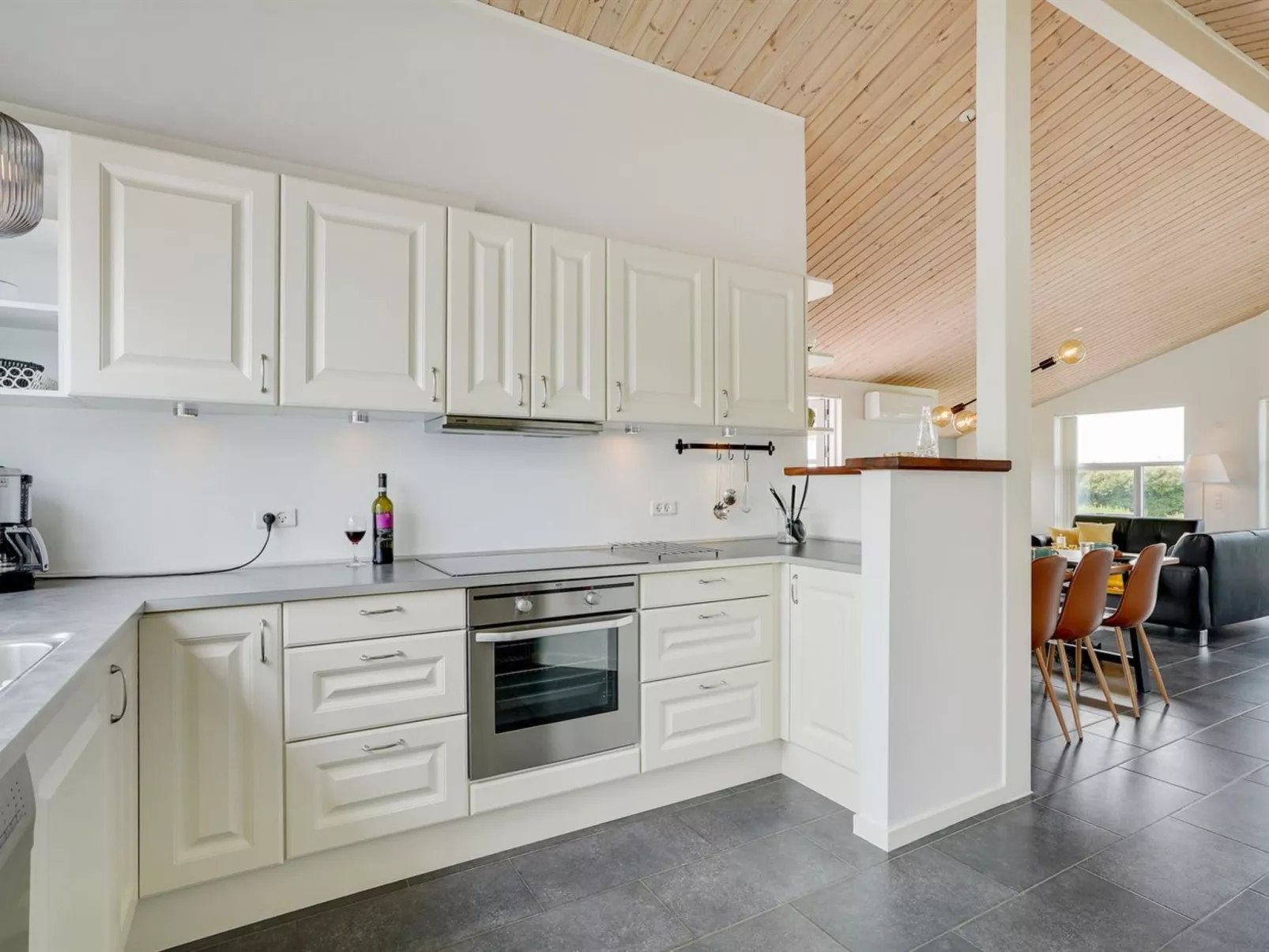 "Selke" - 300m to the fjord-Binnen