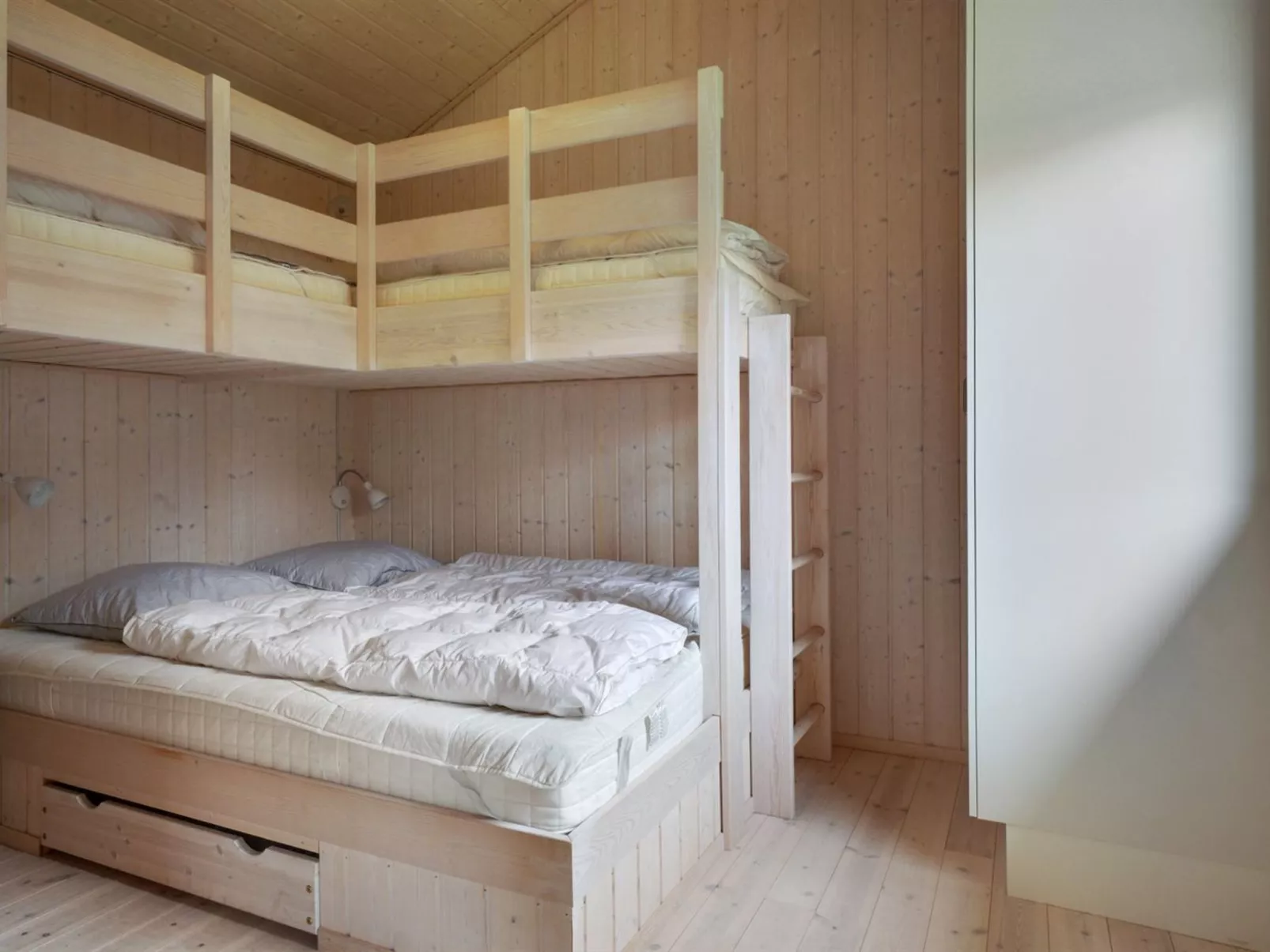 "Efka" - 175m from the sea-Binnen