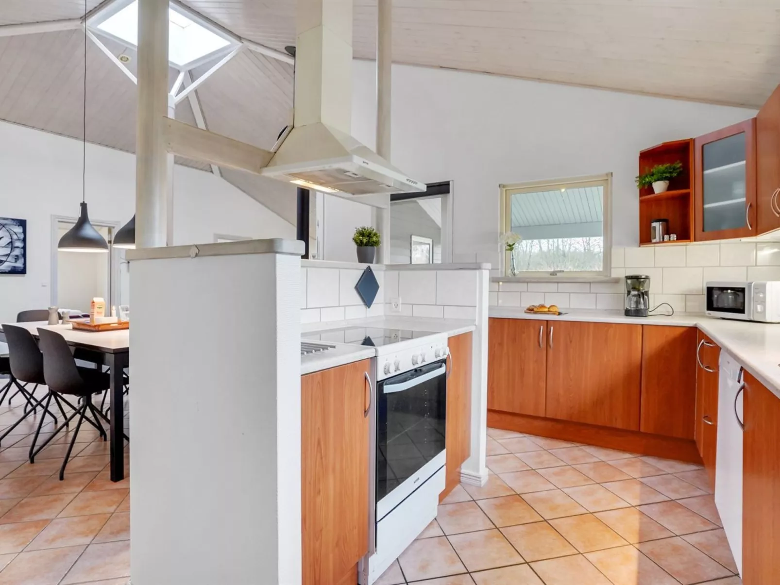 "Anica" - 29km from the sea-Binnen