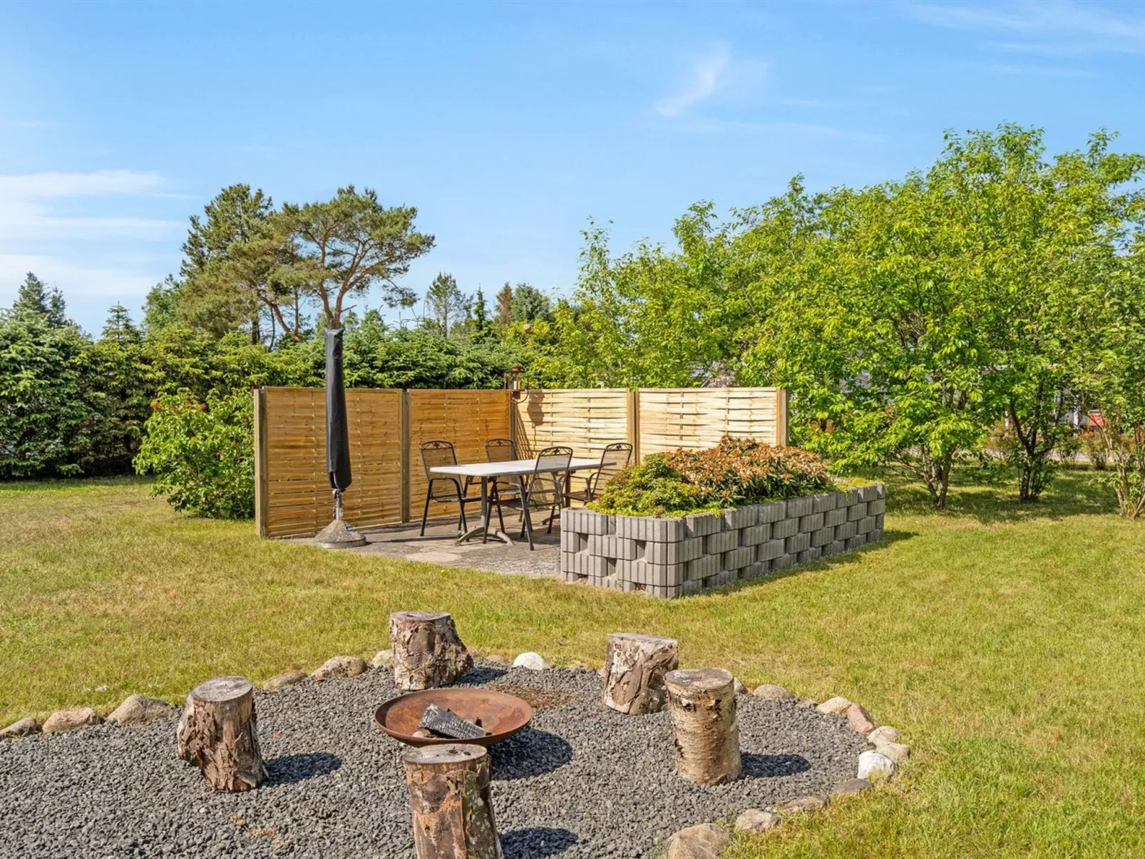 "Mina" - 1.4km from the sea-Buiten