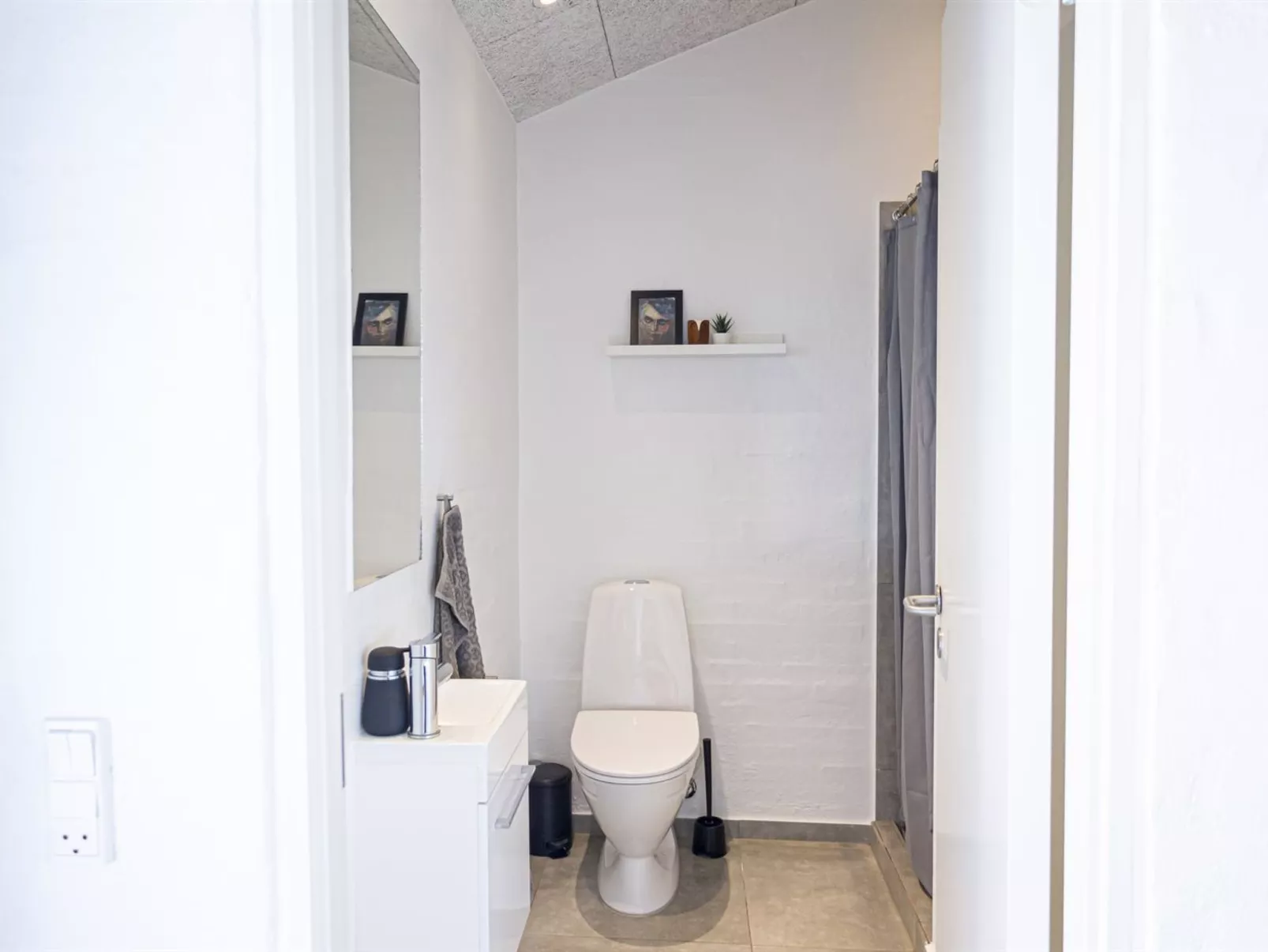 "Volfgang" - 250m from the sea-Binnen