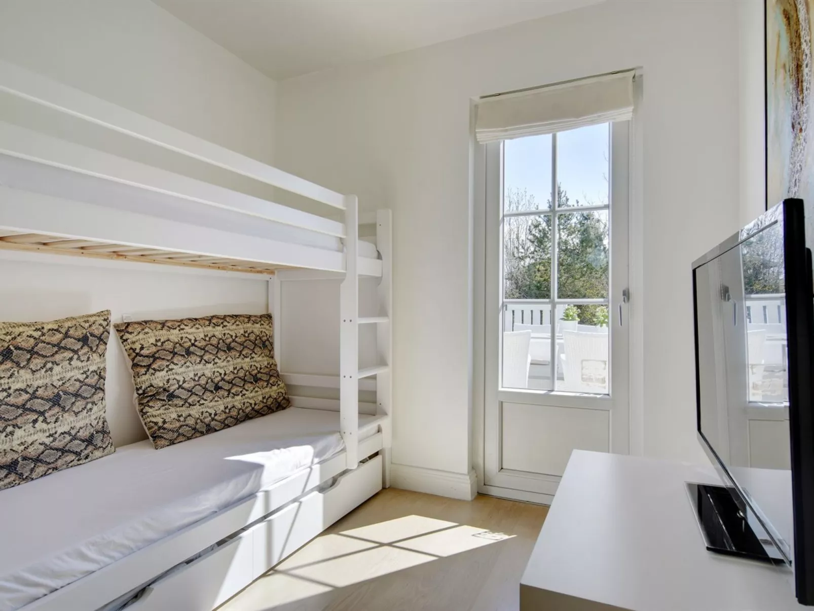 "Drude" - 920m from the sea-Binnen