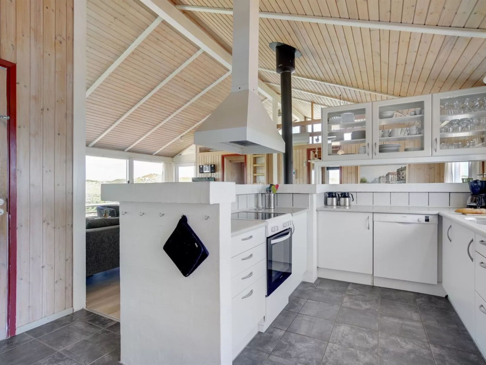 "Hermund" - 110m from the sea-Binnen