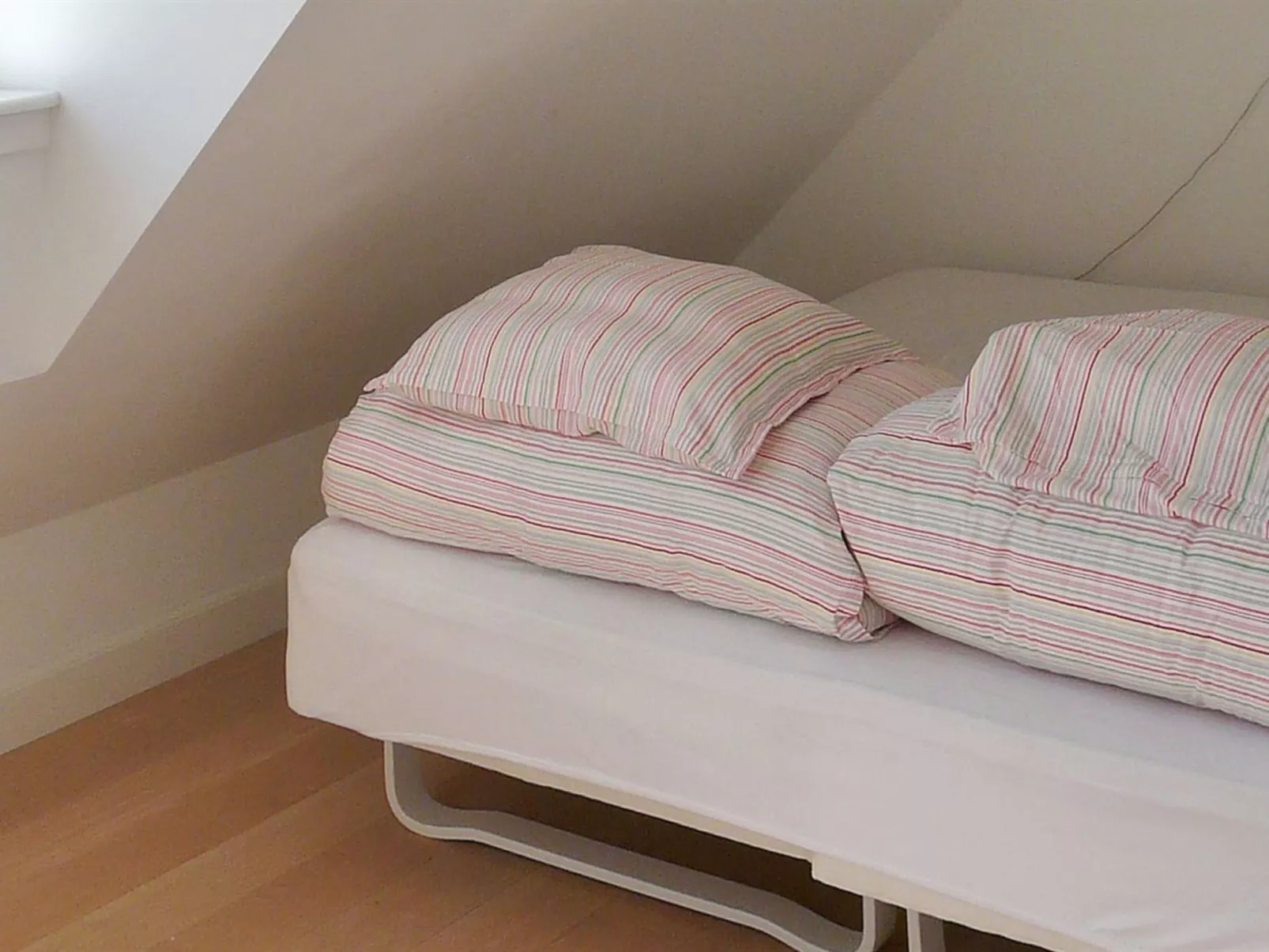 "Tuulia" - 1.1km from the sea-Binnen