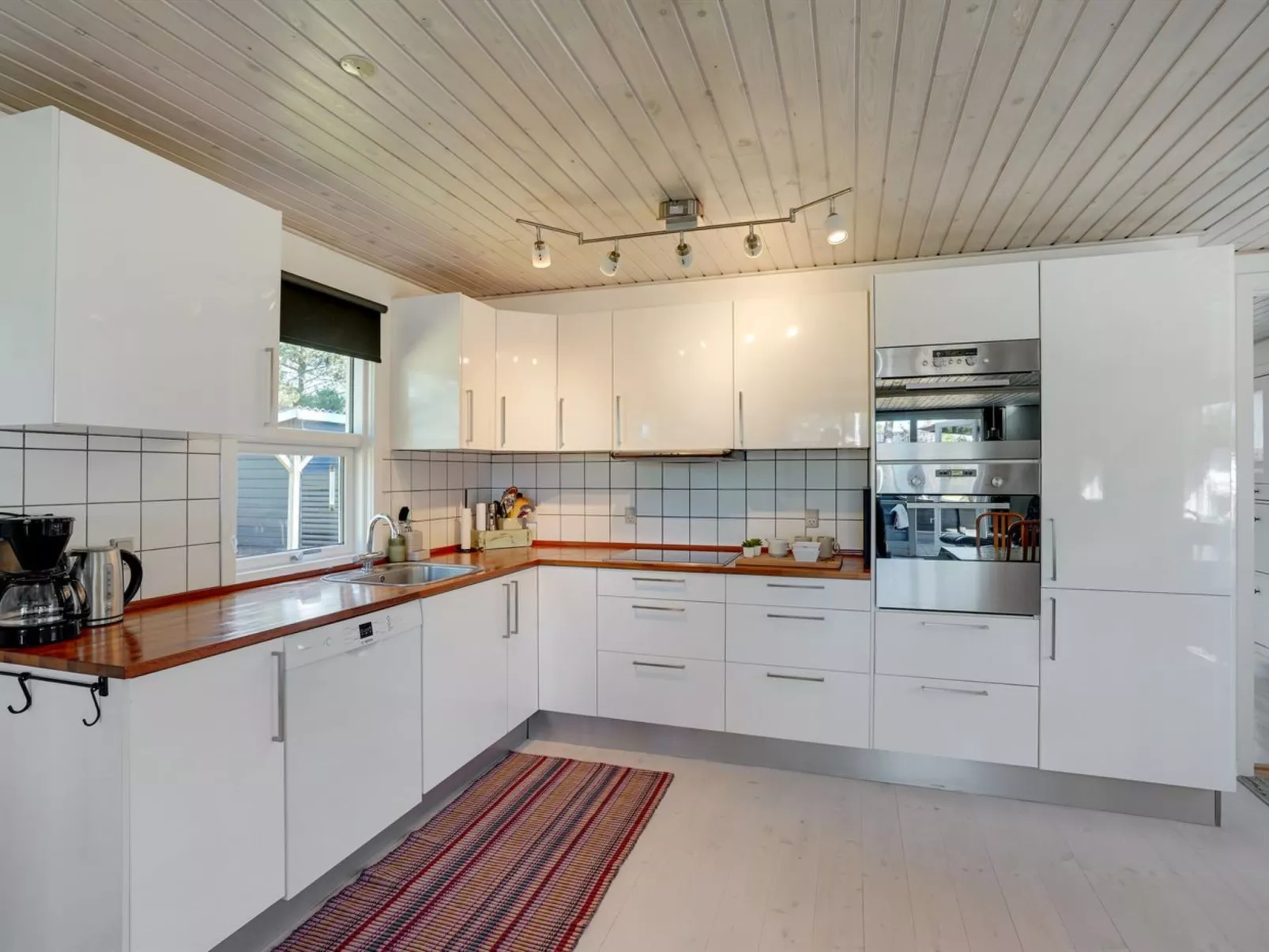 "Gottfrida" - 2km from the sea-Binnen