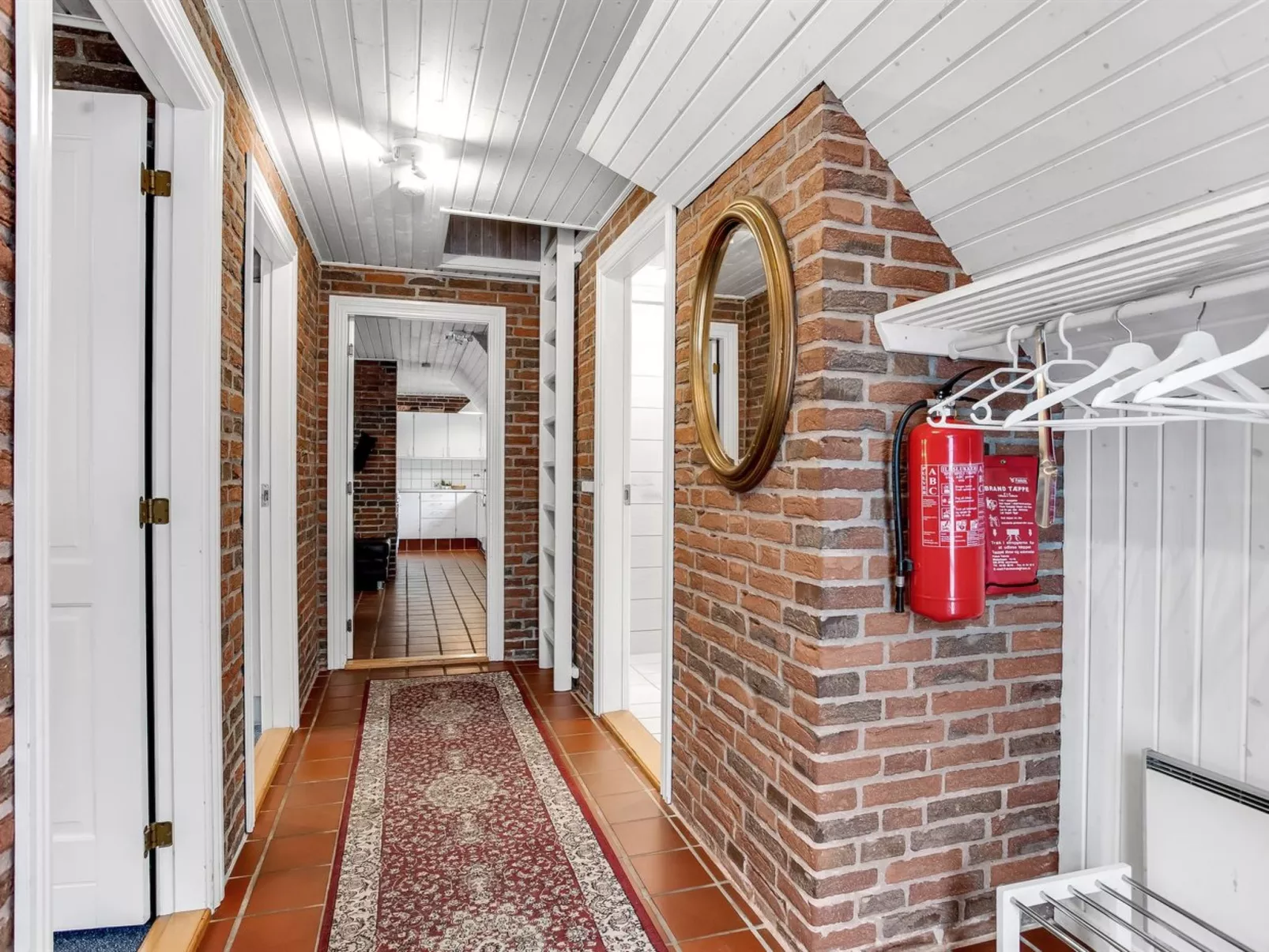 "Pauna" - 50m from the sea-Binnen