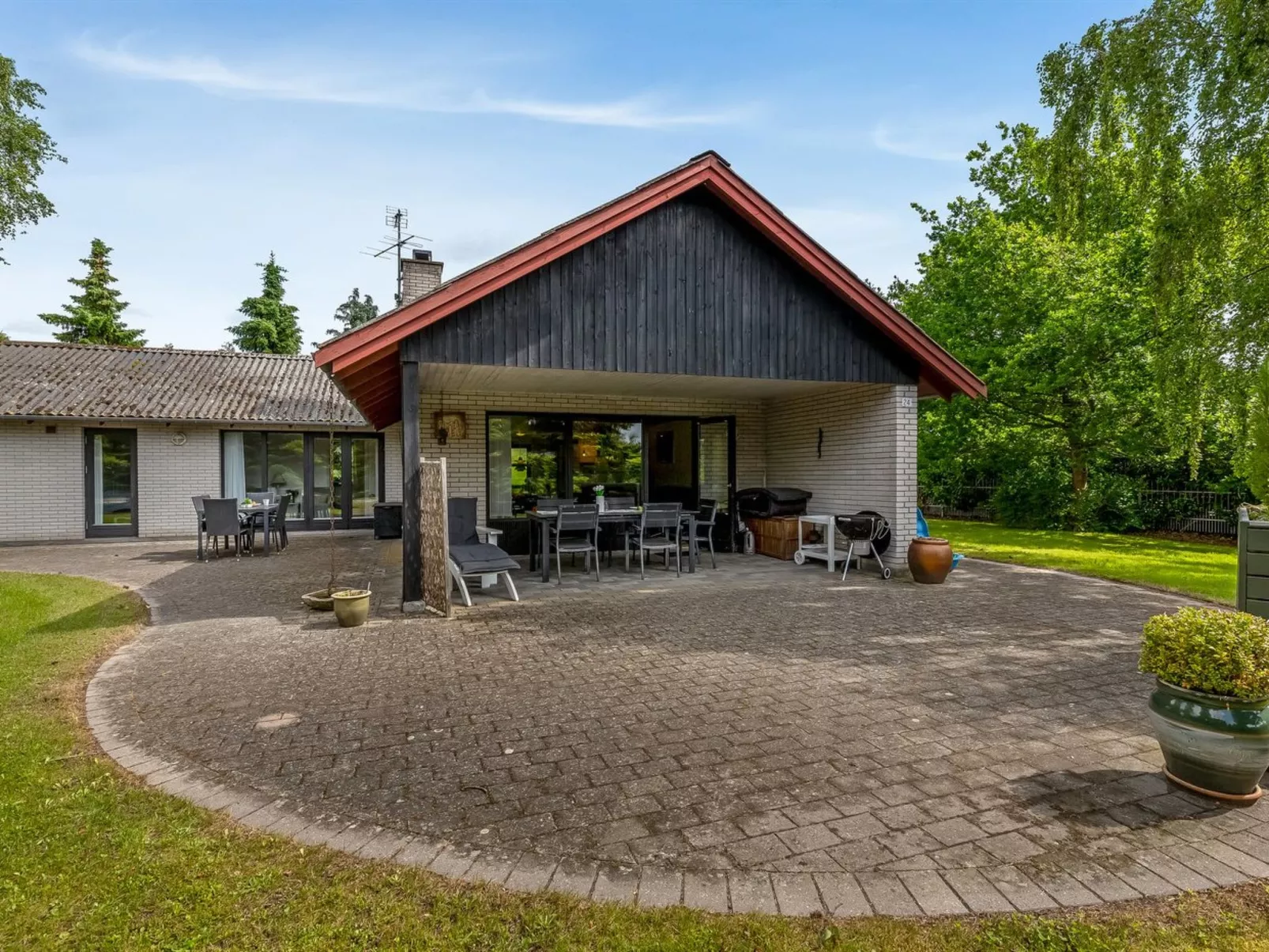 "Hanka" - 500m from the sea-Buiten