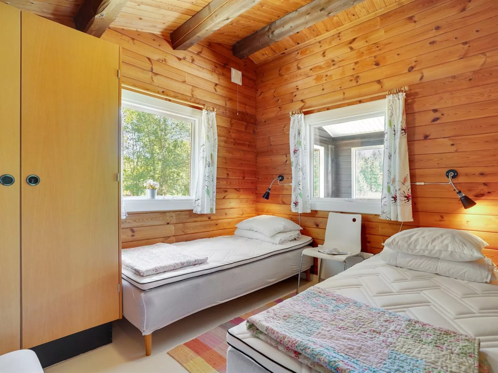 "Tuba" - 600m from the sea-Binnen