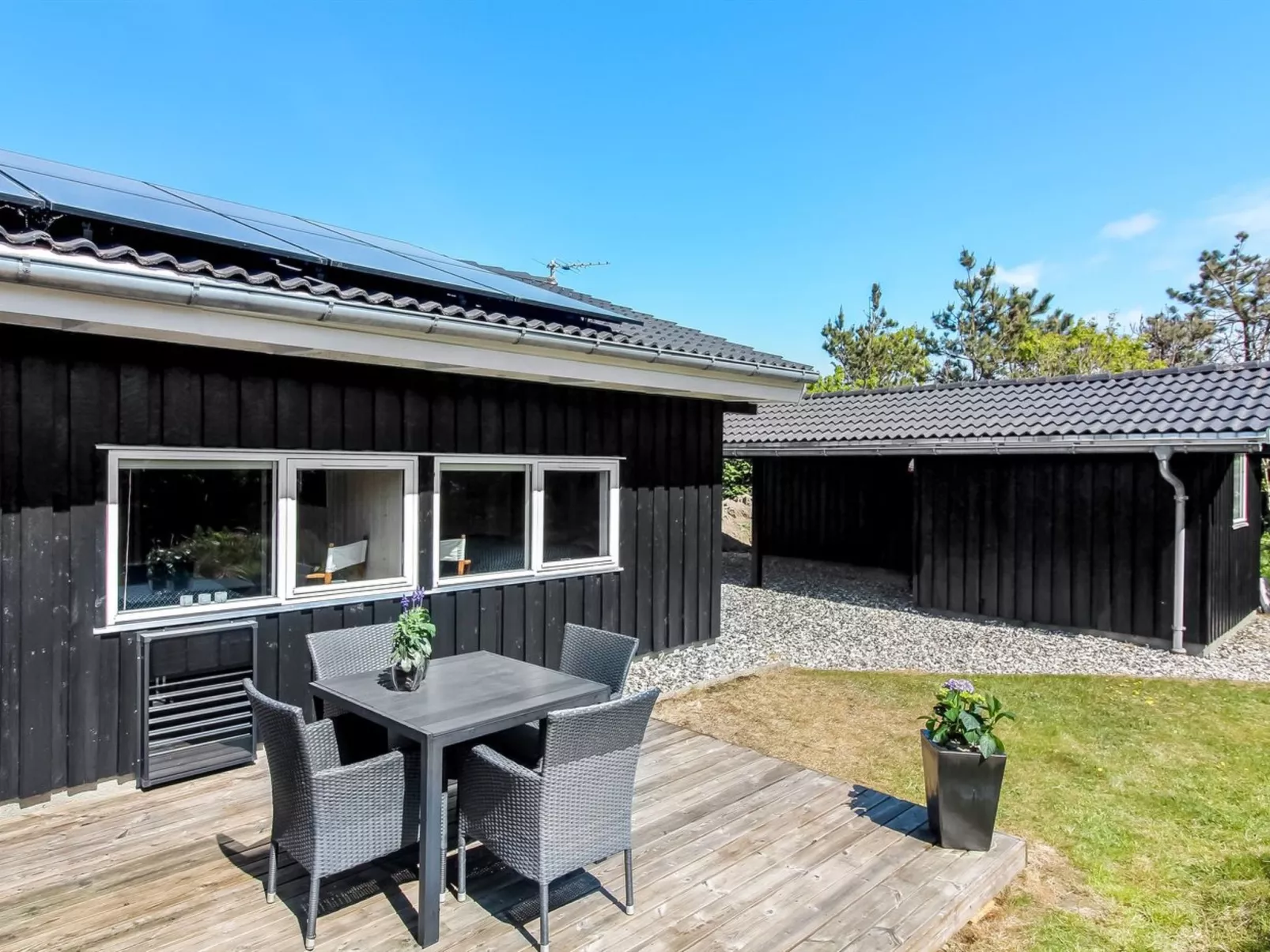 "Elvan" - 450m from the sea-Buiten