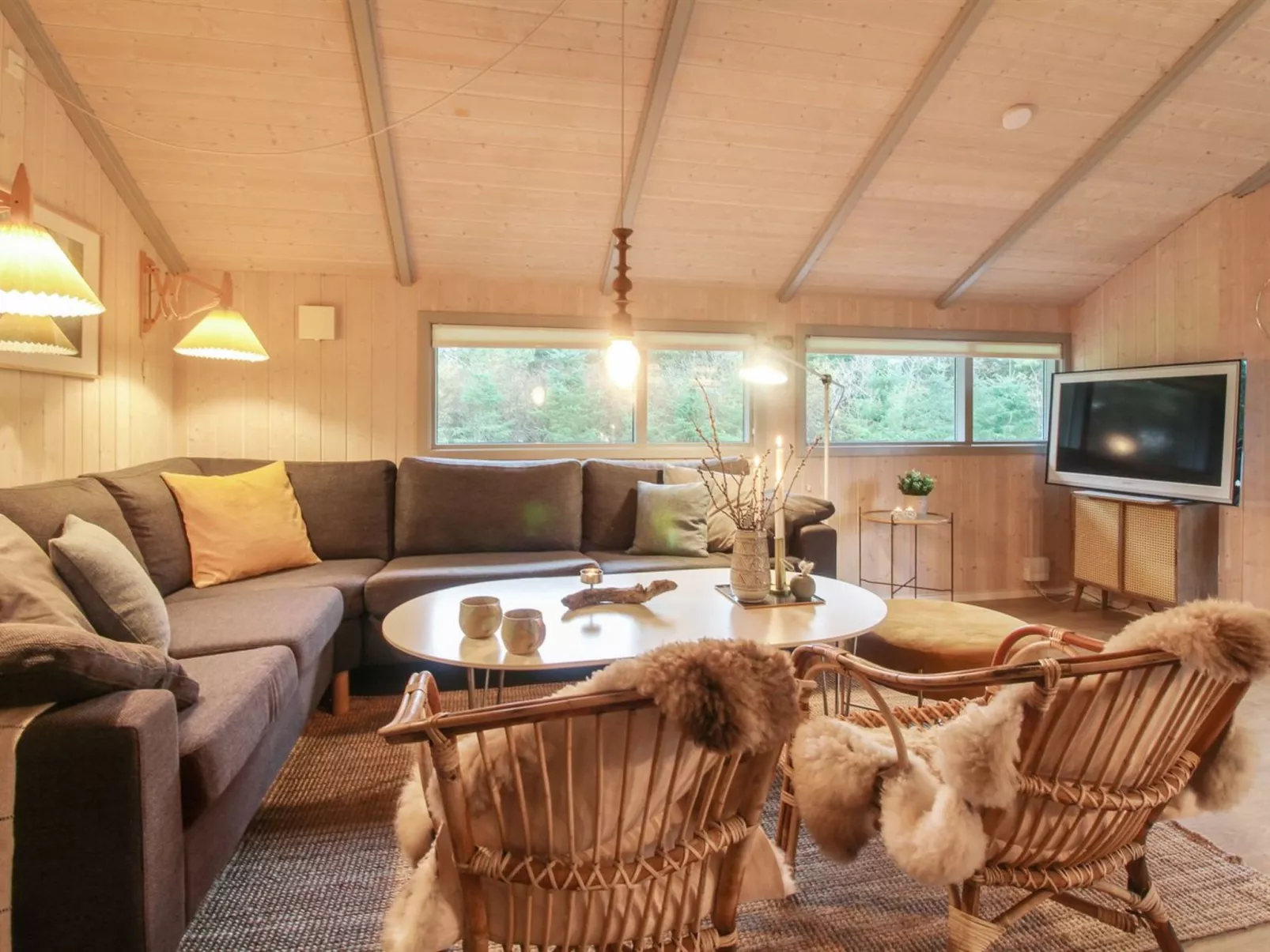 "Lovisa" - 500m from the sea-Binnen