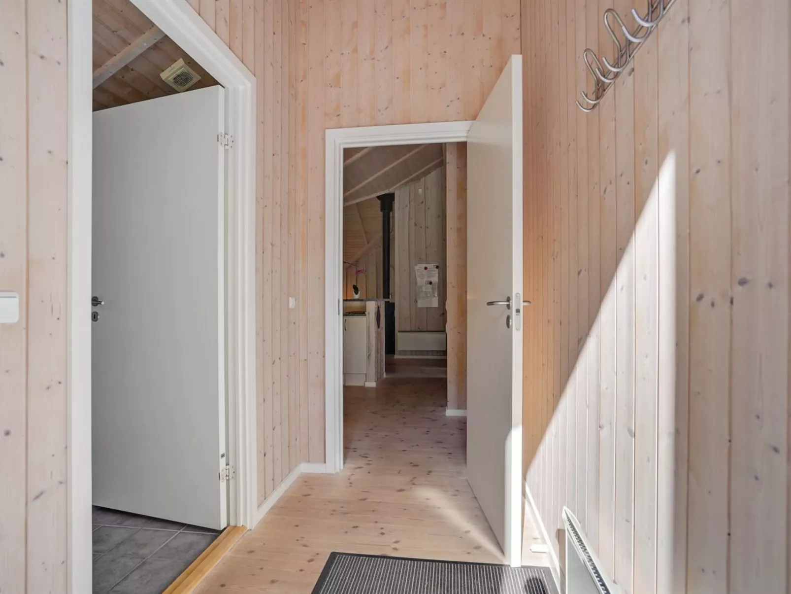 "Elita" - 1.7km from the sea-Binnen