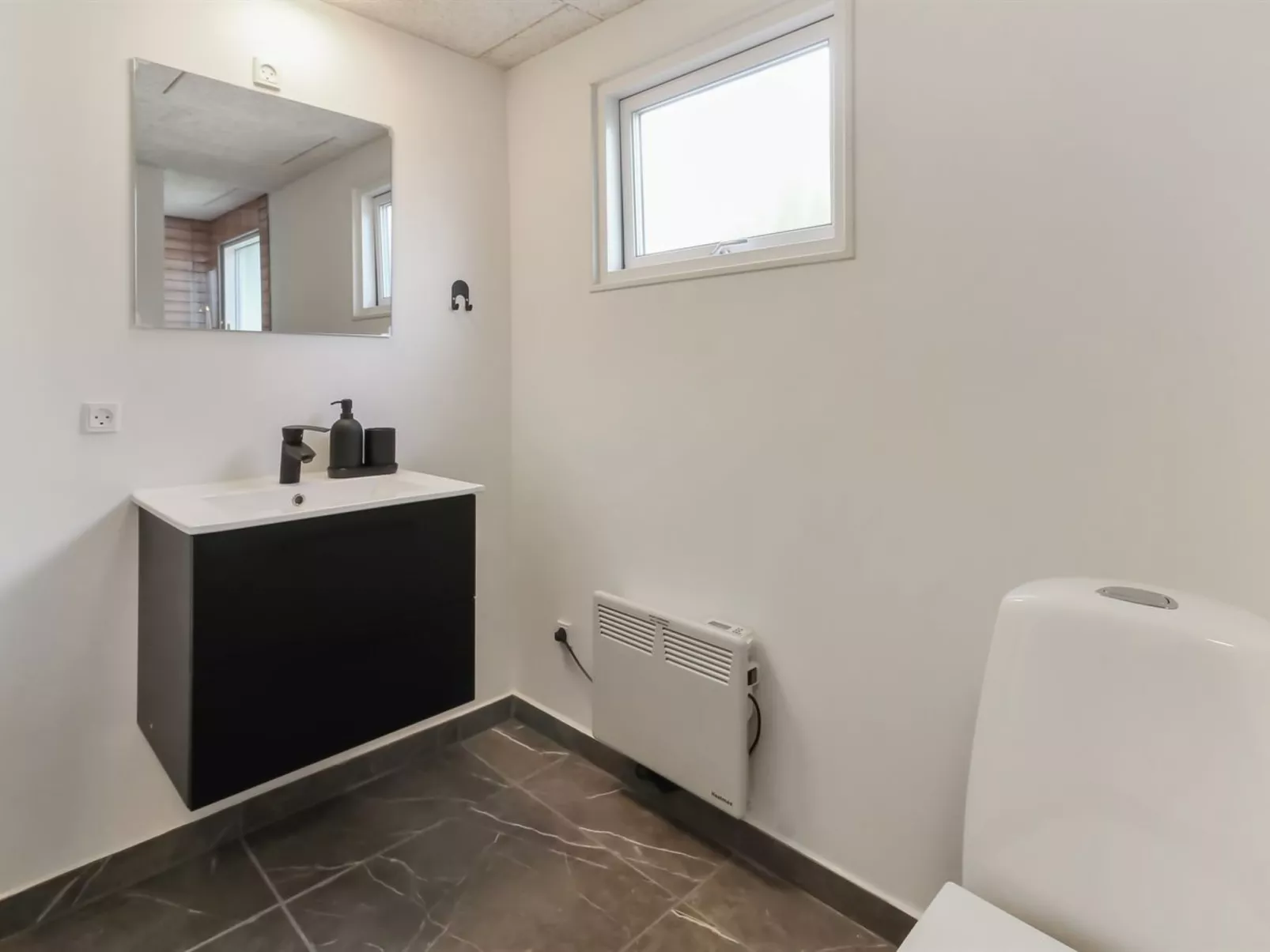 "Kabbi" - 2.6km from the sea-Binnen