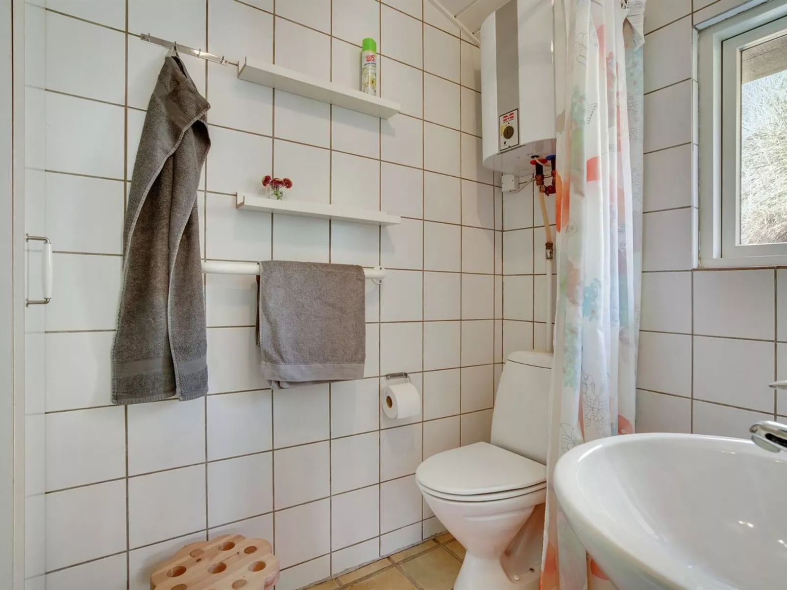 "Abbie" - 10m from the sea-Binnen